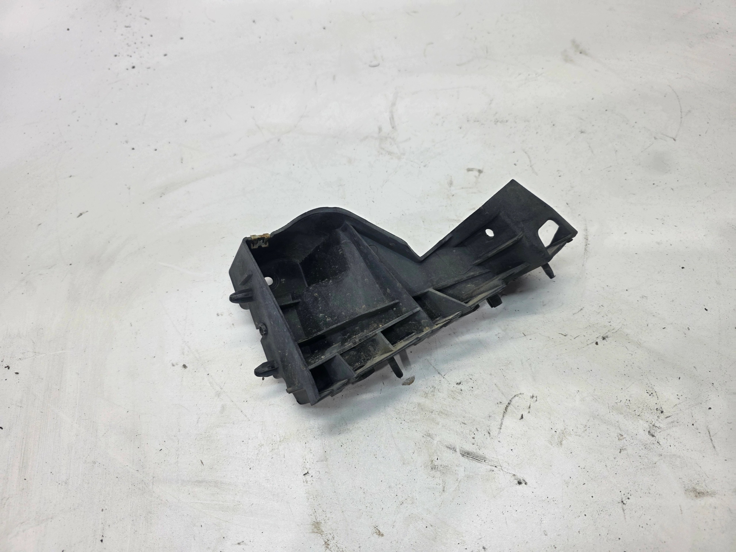 Support Support plaque Pare choc Droite Avant AUDI Q5 8R 8R0807284C