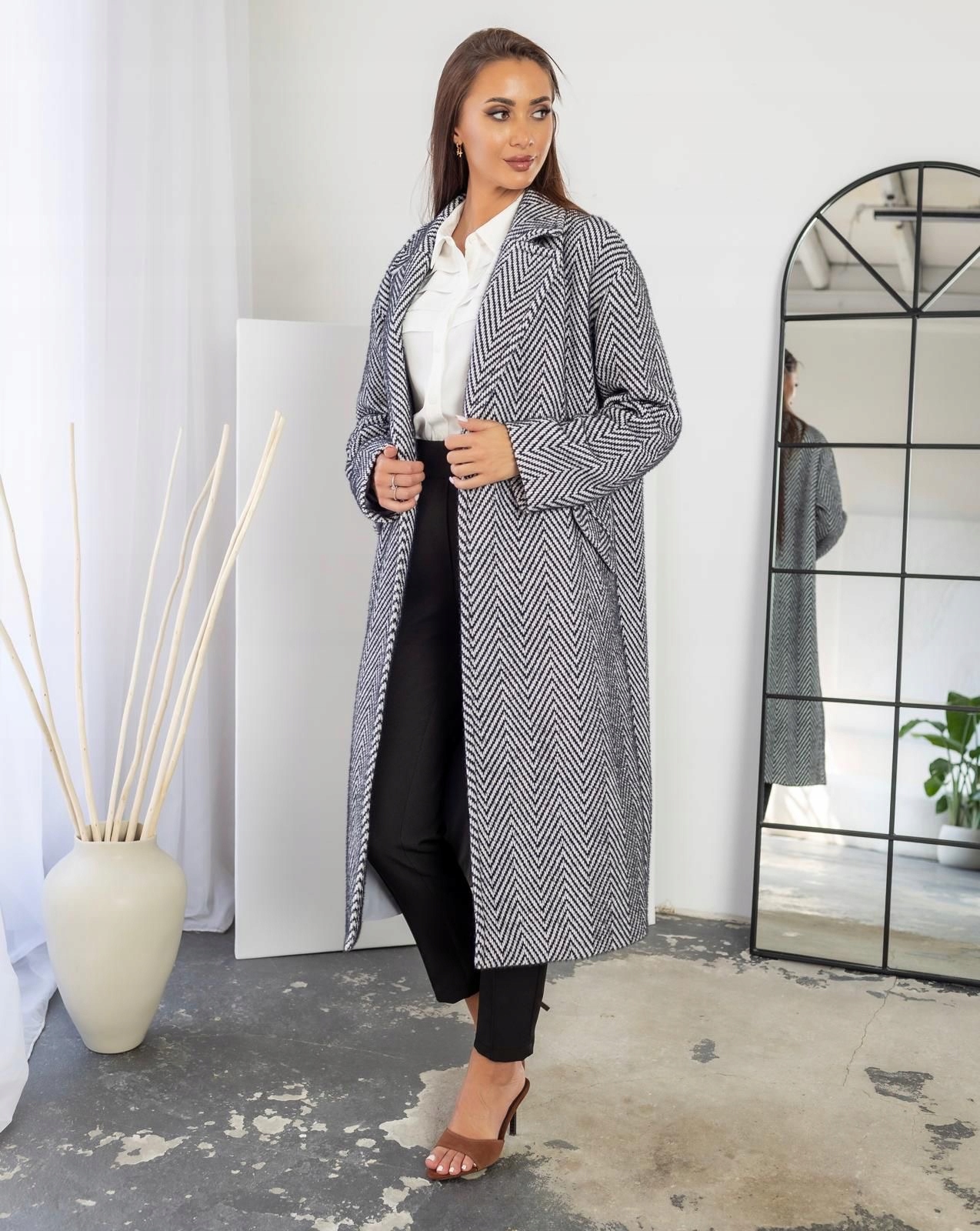 Dámský kabát šedý s černým Polský Výrobce velikost L