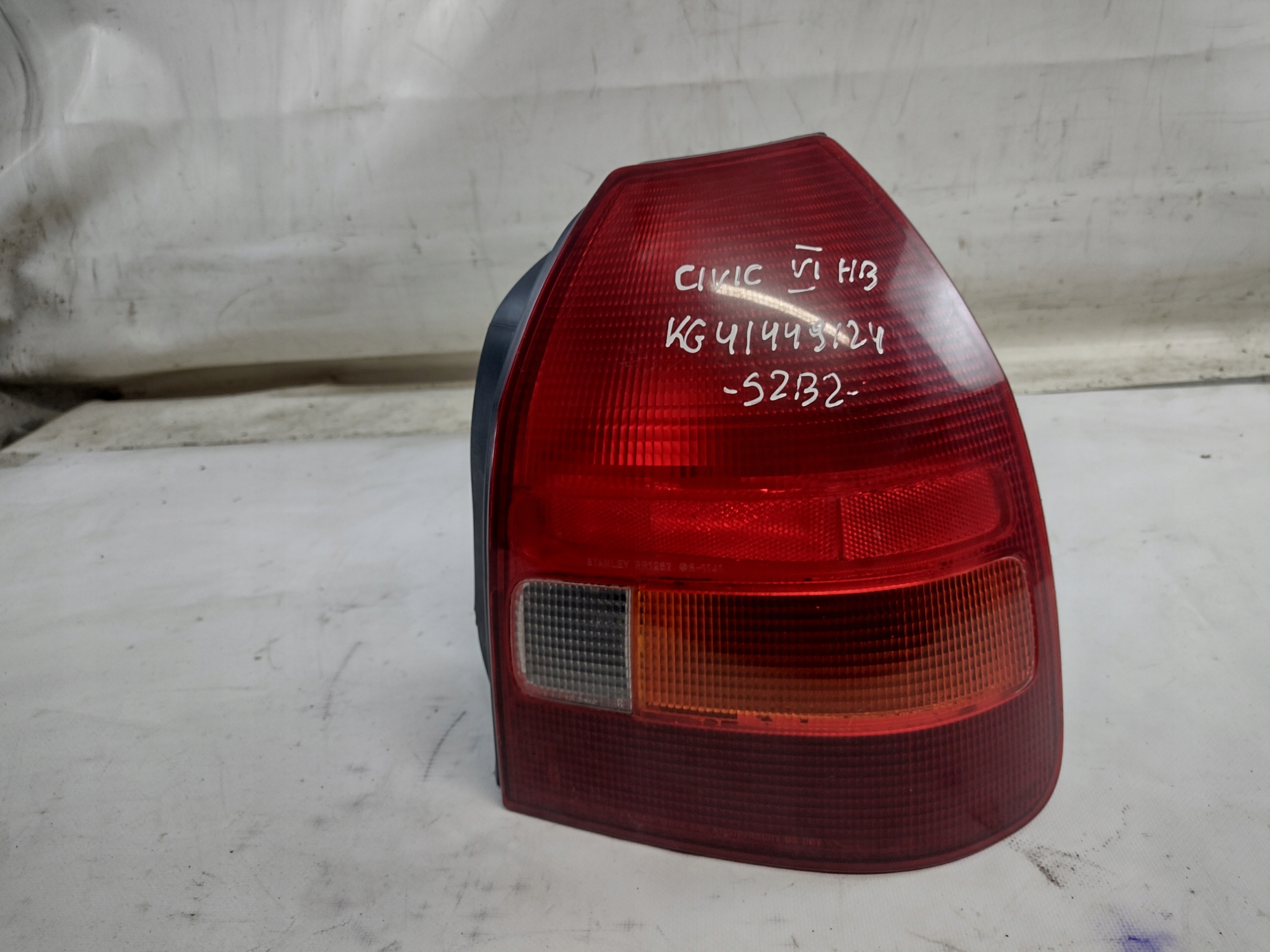 light right rear part Honda Civic VI 6 HB 3D