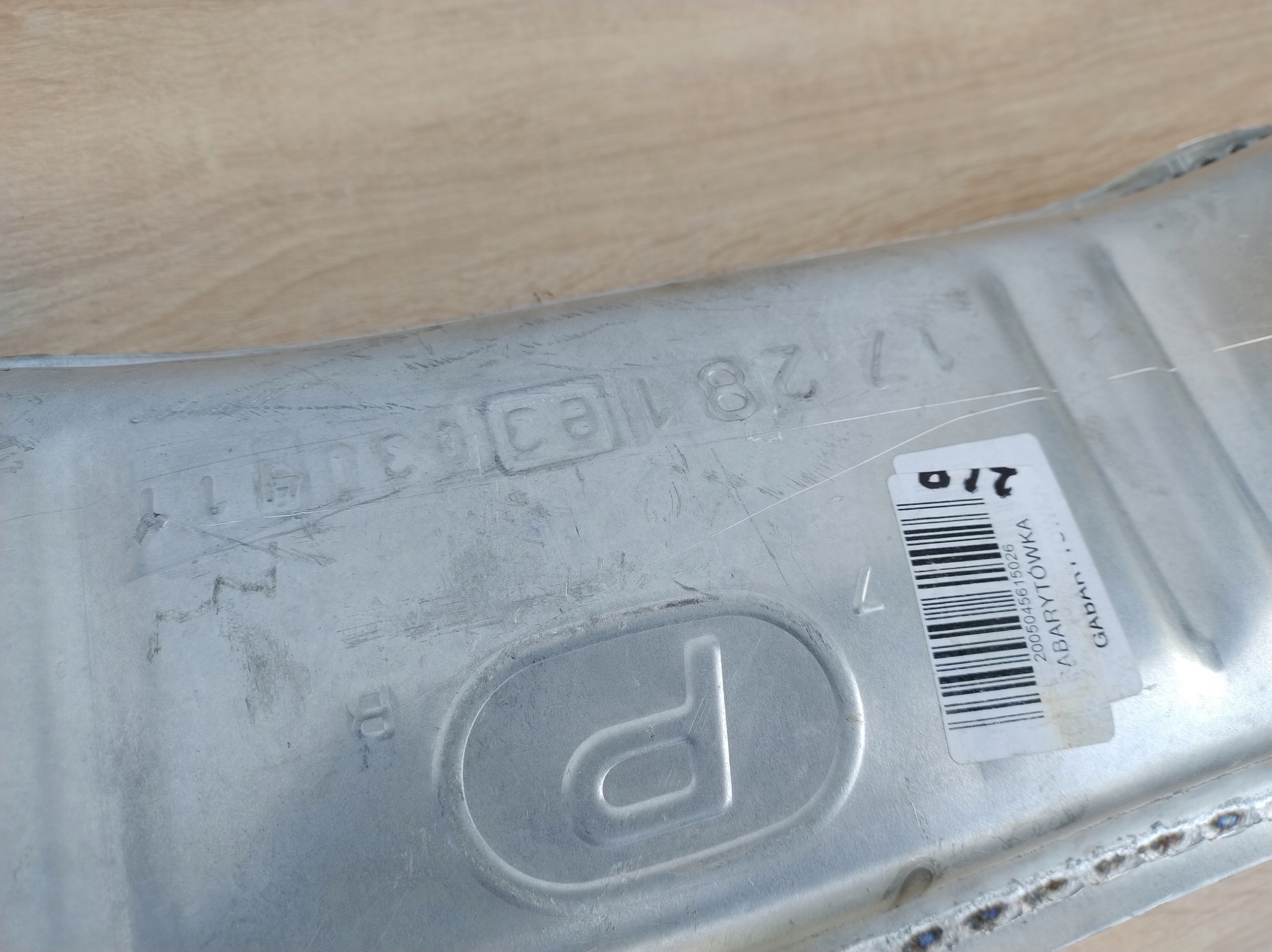 TLUMIK MITTE POLMO OPEL VECTRA B BENZIN