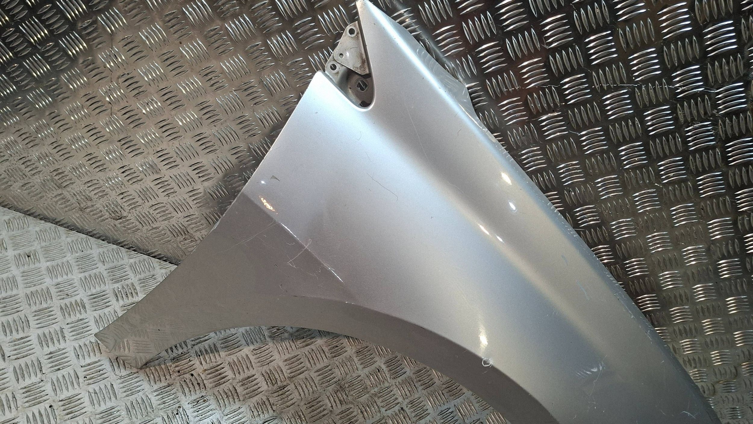 fender front right RENAULT LAGUNA III 2007-2015