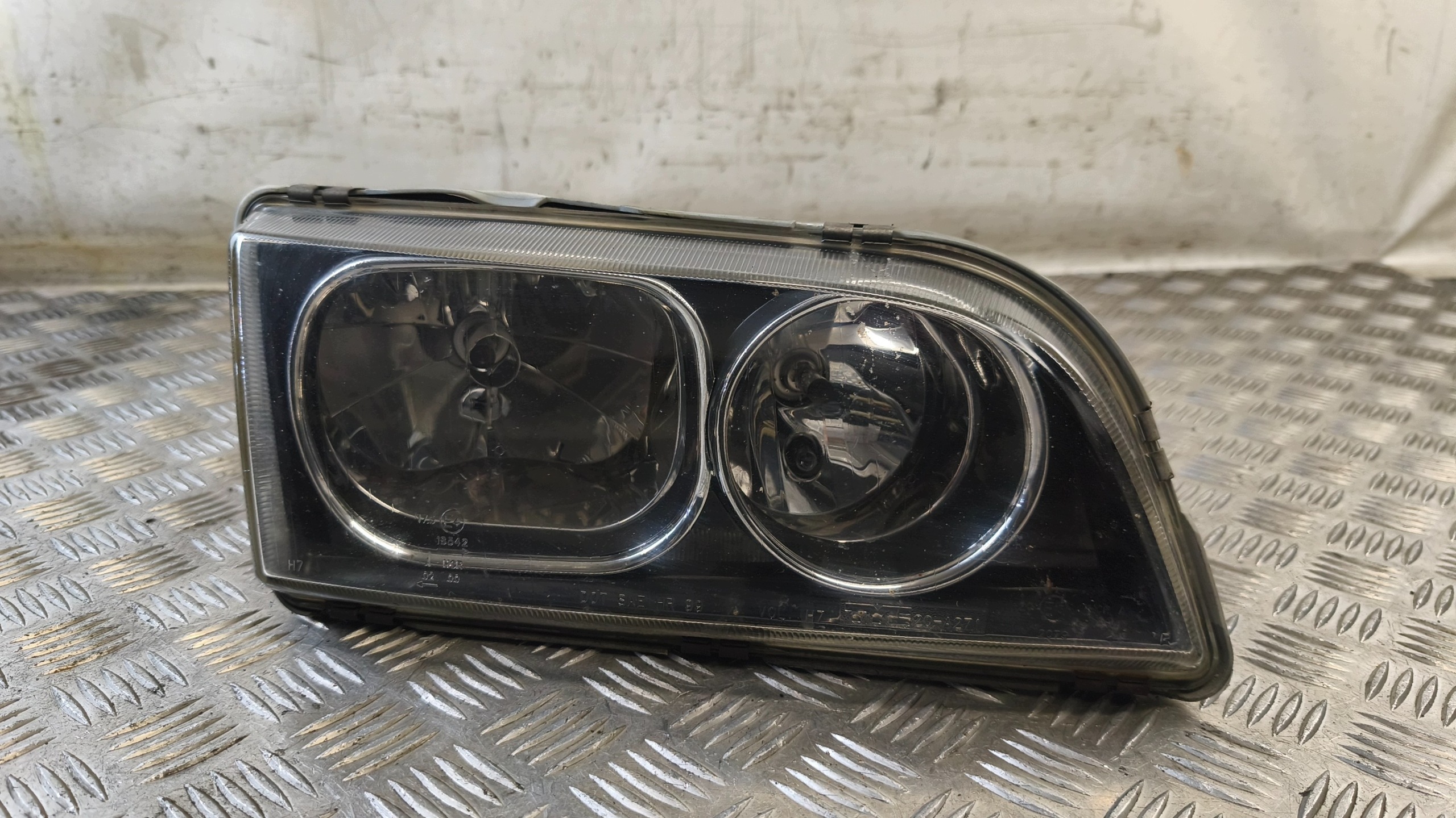 light right front VOLVO S40 1999r