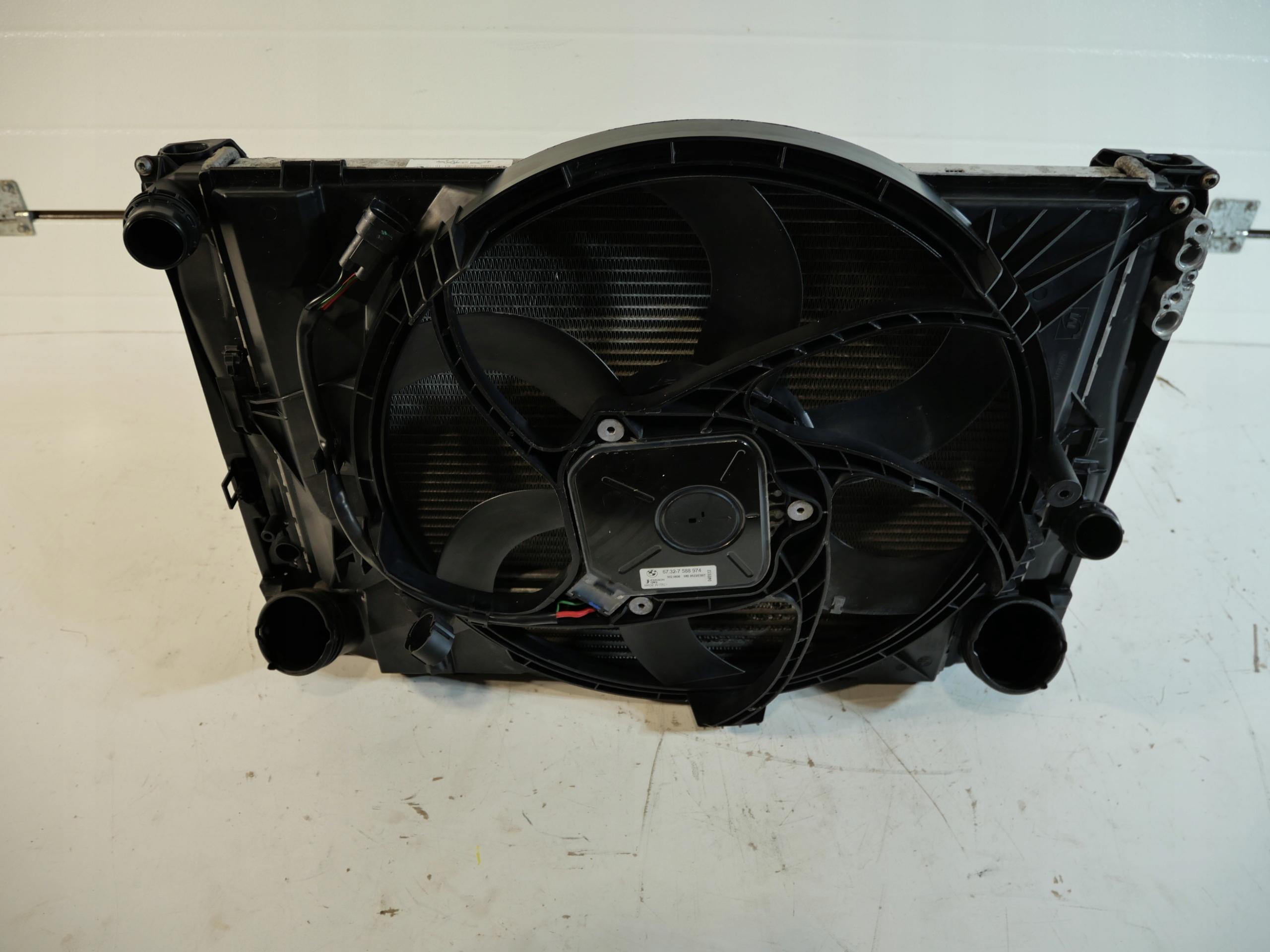 kühler lüfter BMW E92 CABRIO 67327588974