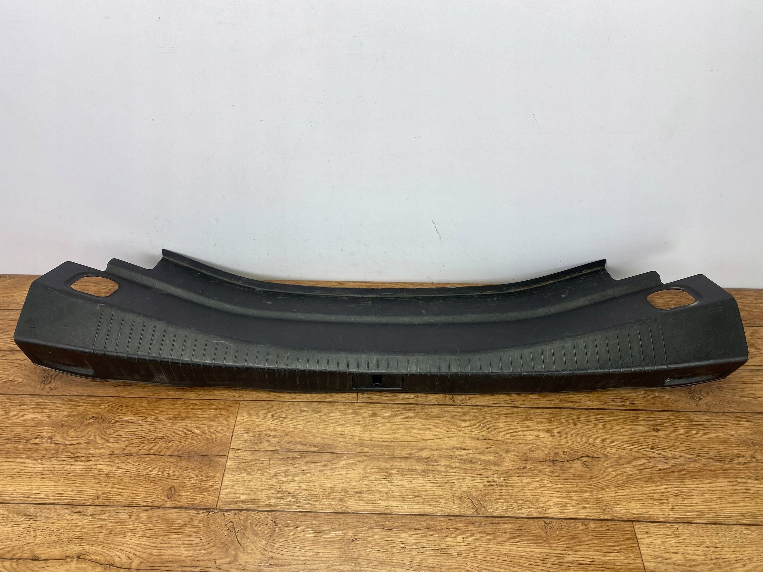 cap cover of the threshold supports boot Cadillac CTS III 2014+