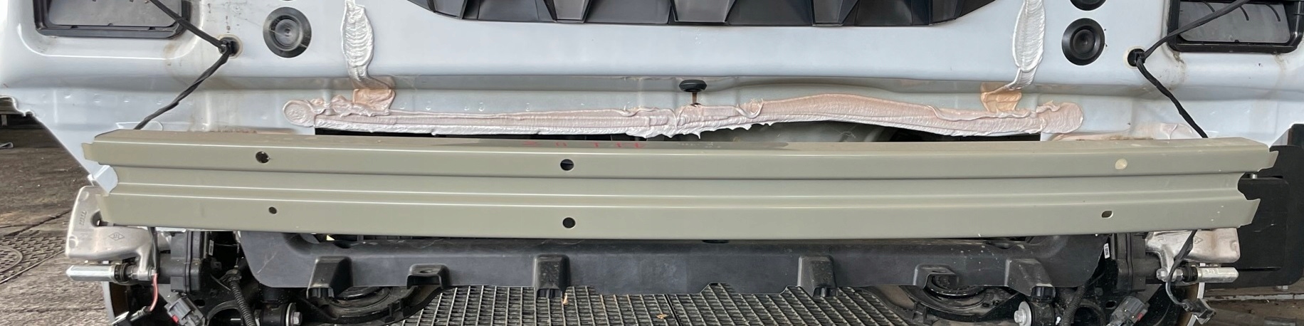 RENAULT ZOE SIDER BELOW REAR BUMPER PILLAR
