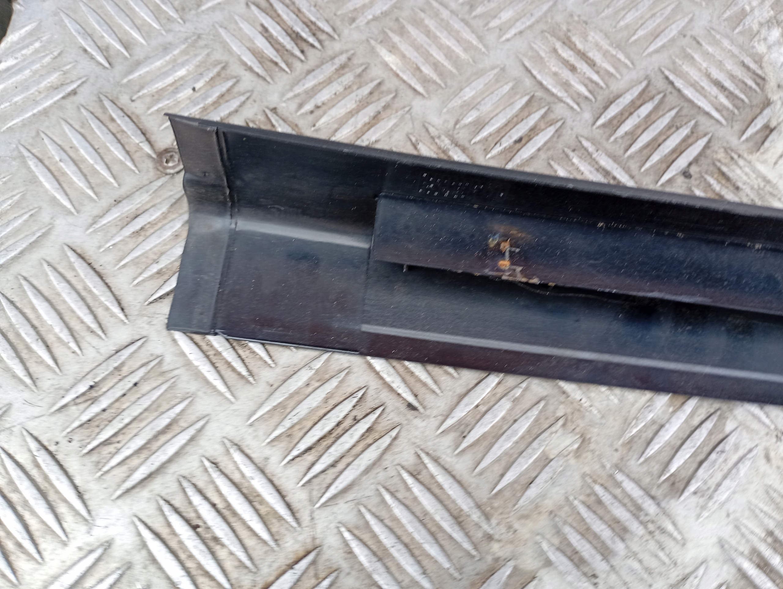 MERCEDES W203 cap moulding threshold left or right front A2036862736