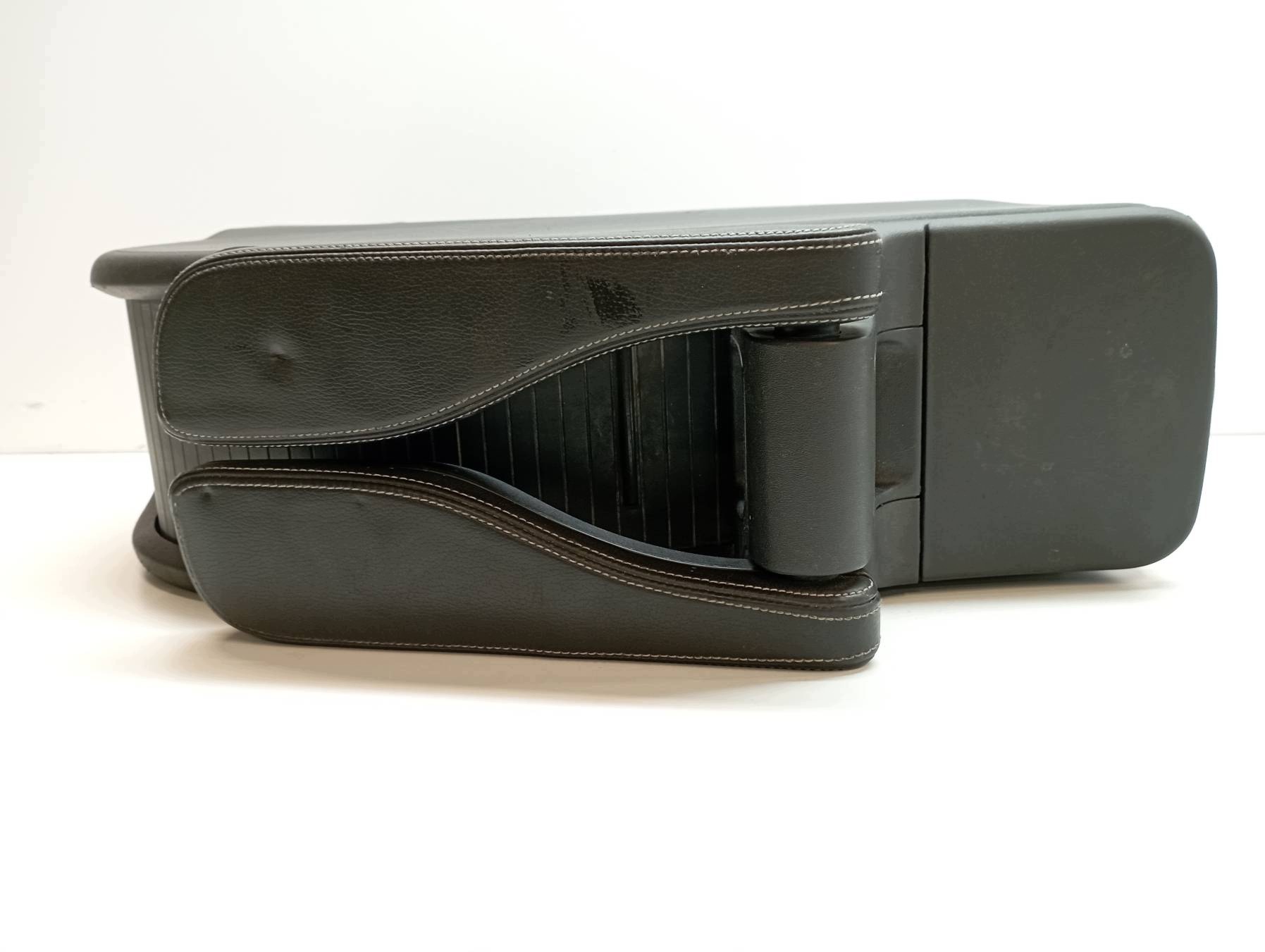 tunnel media bracciolo pelle, in pelle Renault Scenic II (2003-2009)