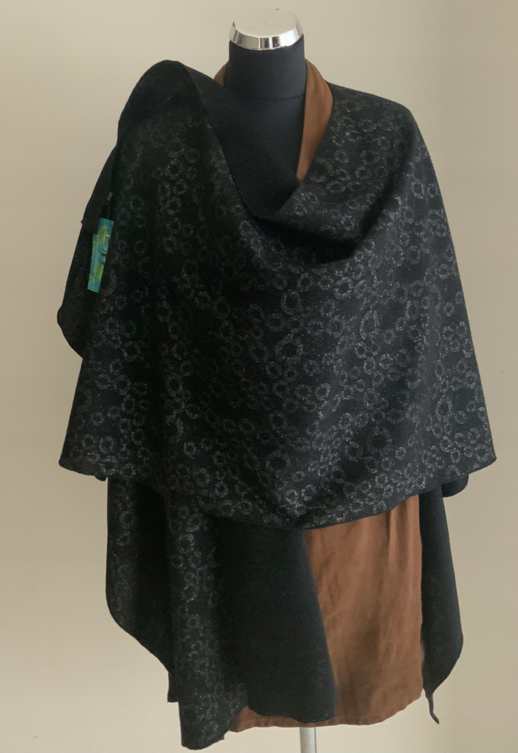 PONCZO 7XL KOC ETOLA POGRZEB ŻAŁOBA HAND MADE OKAZJA