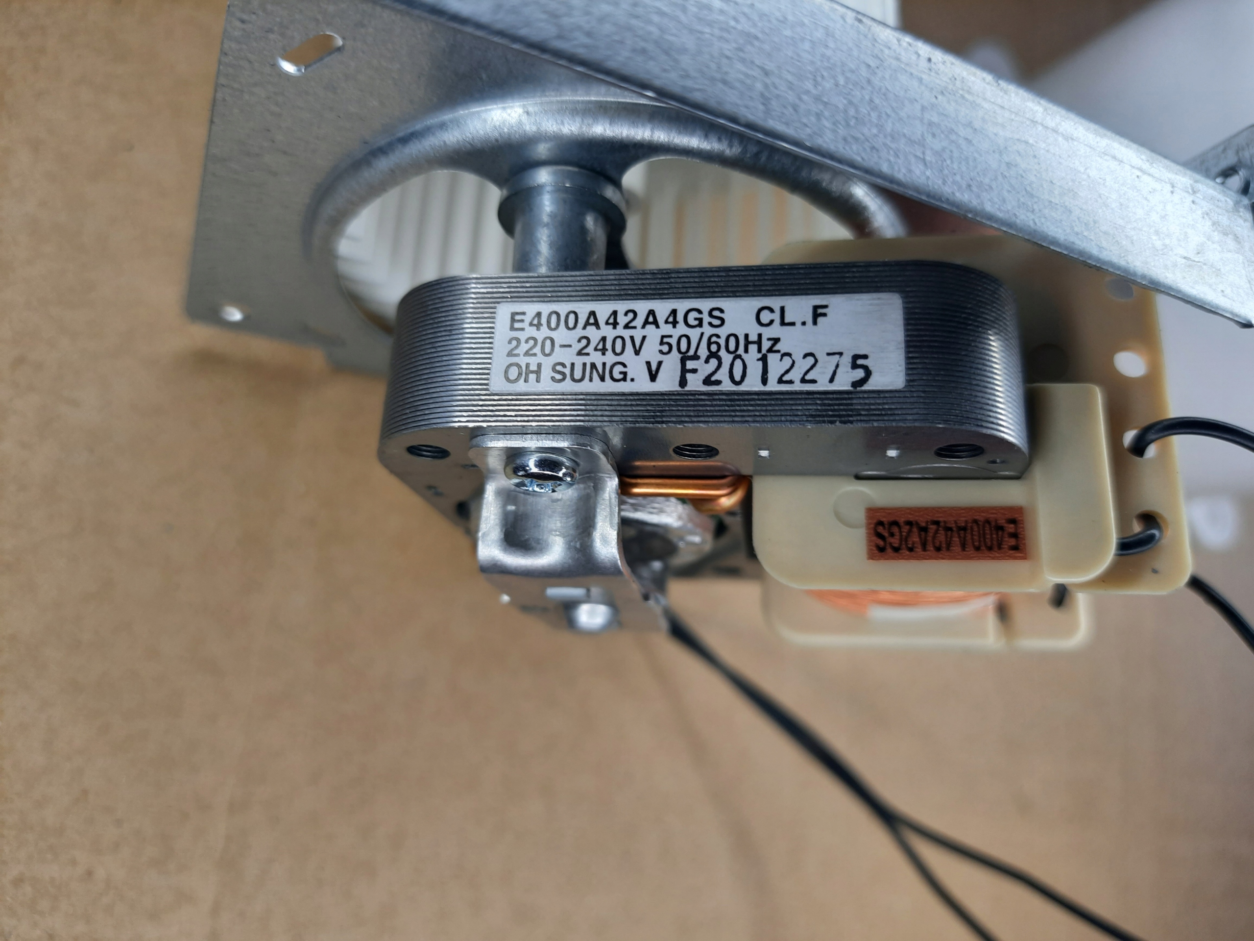 Silnik wentylator mikrofalówki Bosch E400A42A4GS Producent Bosch