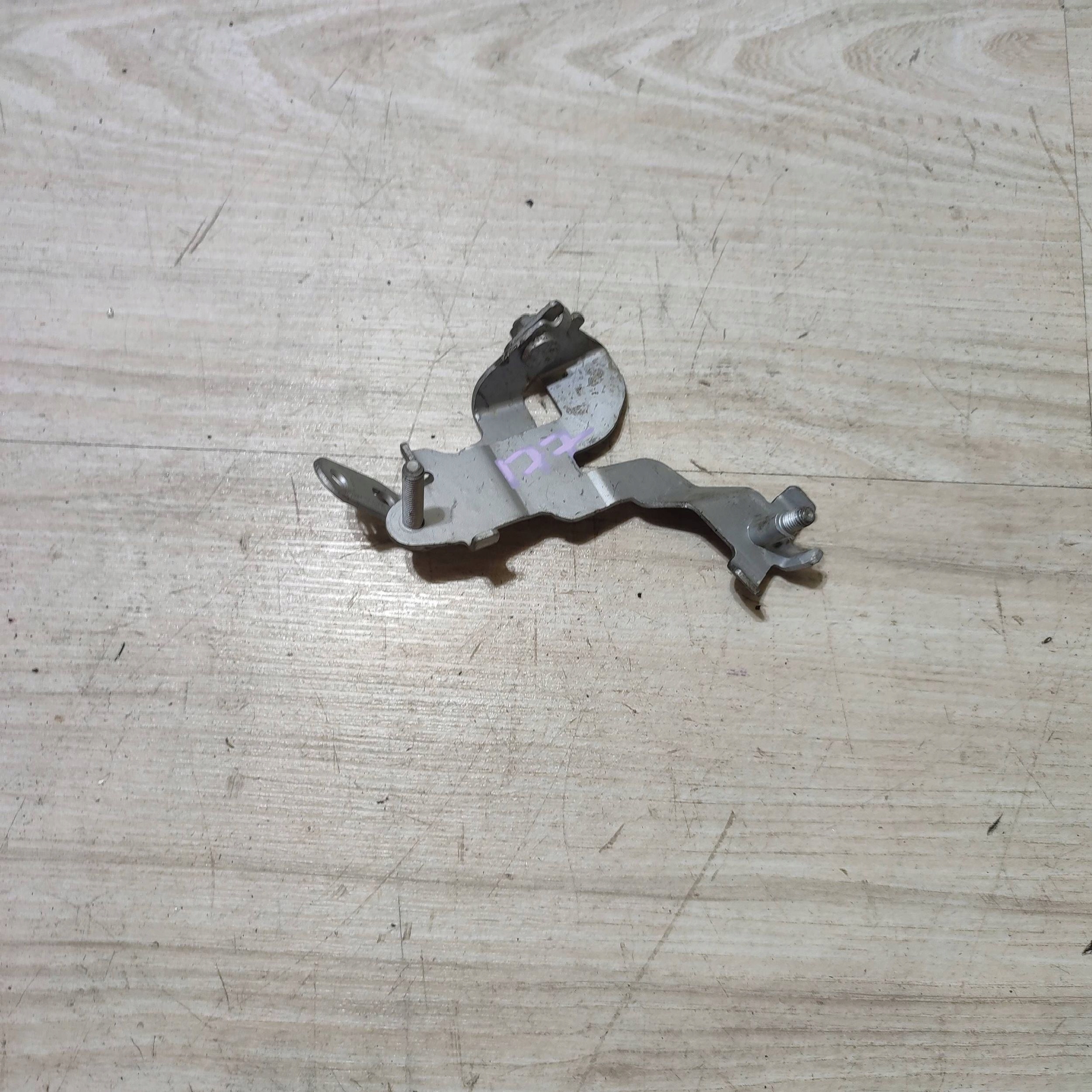 bracket holder Mercedes-Benz A W177 A1774902502