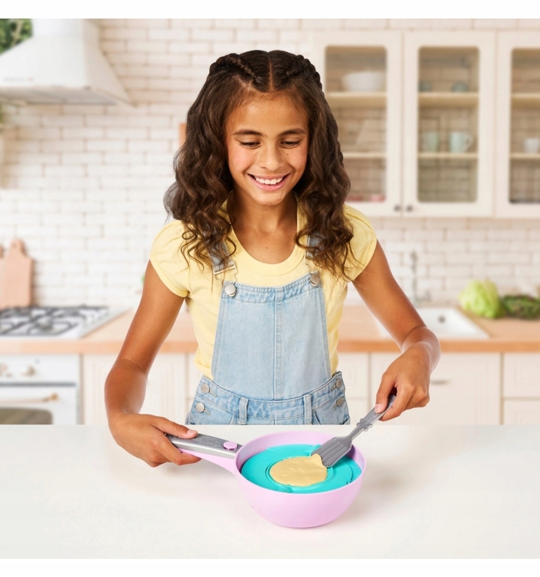 COOKEEZ MAKERY ZESTAW PATELNIA NALEŚNIK Marka Moose Toys