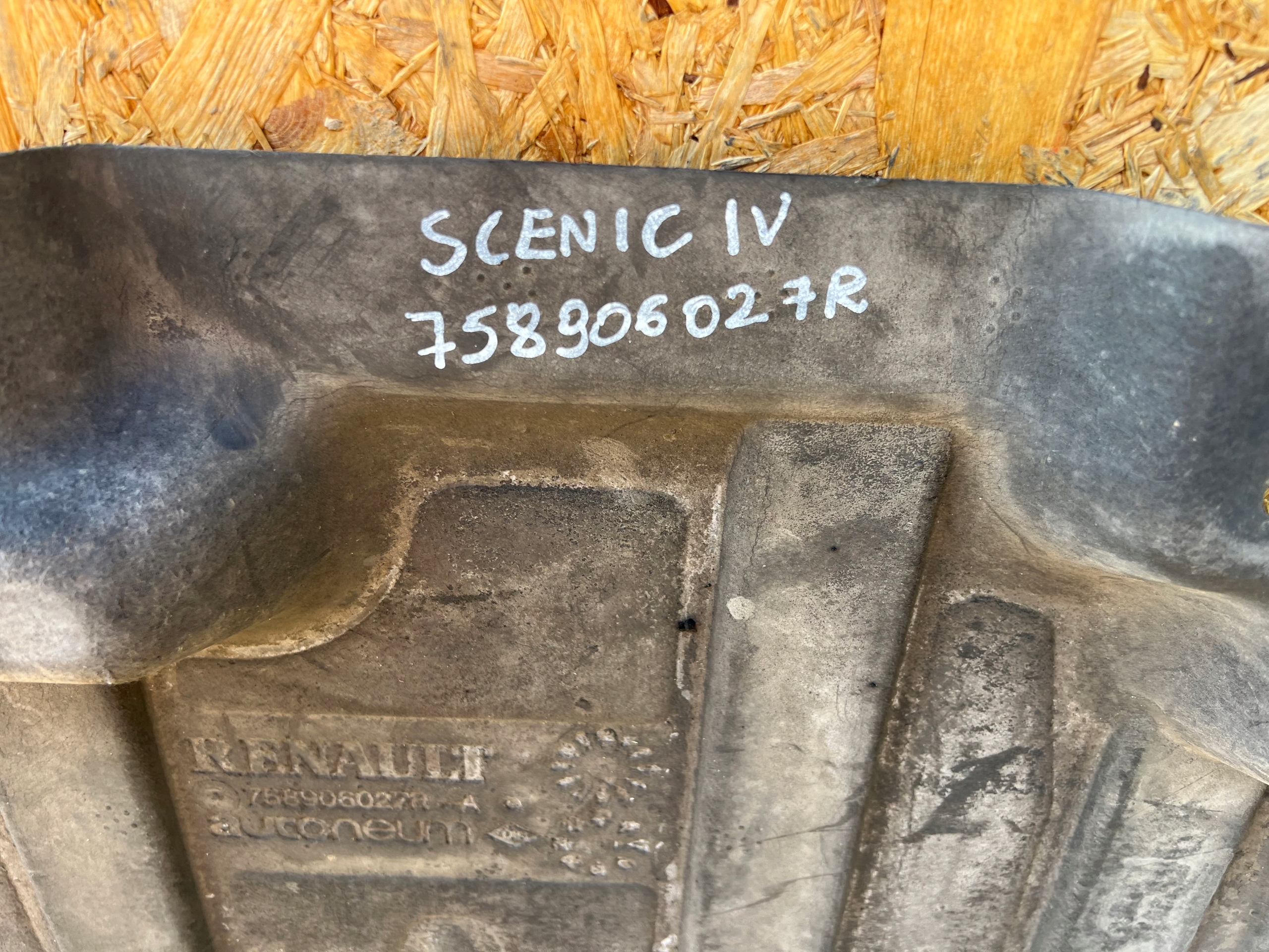 cover cover below engine RENAULT SCENIC 4 IV