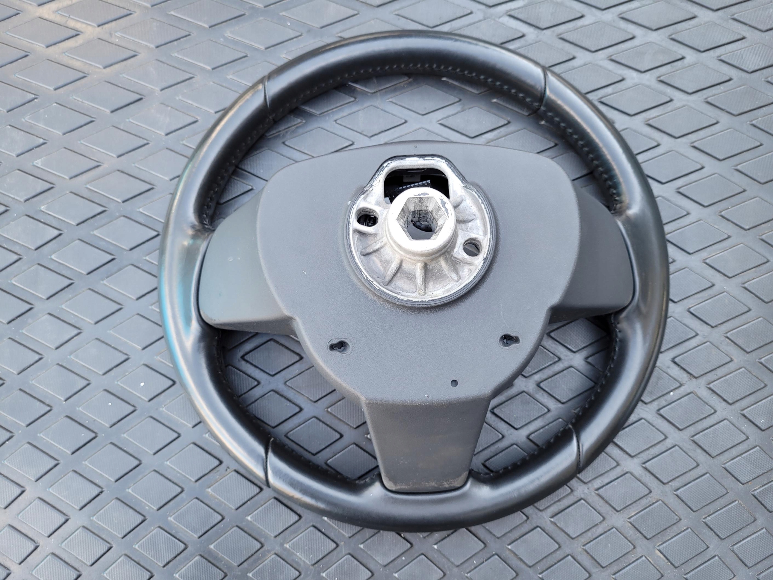 lenkrad MULTIFUNKCJA JAGUAR XE X760