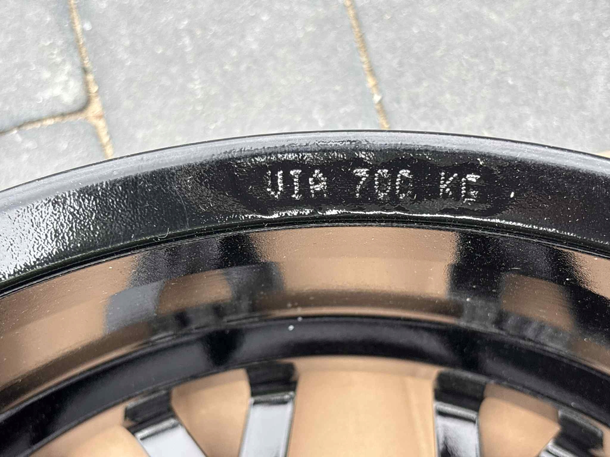 disk hliníkový MSW 74 8.0" x 18" 5x112 ET 50 KBA 53660