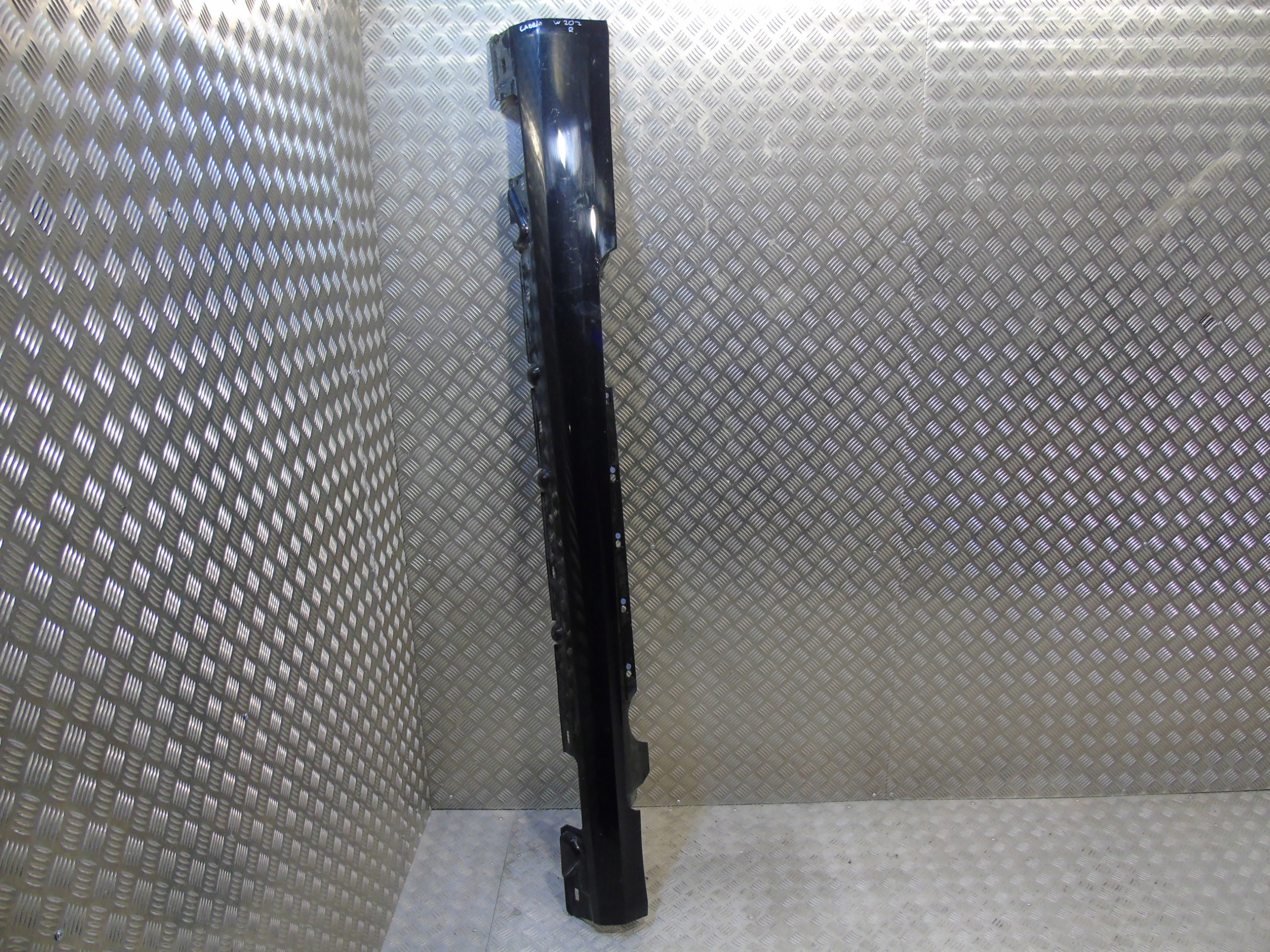 IDEALNA moulding threshold right MERCEDES W207 CABRIO COUPE 1