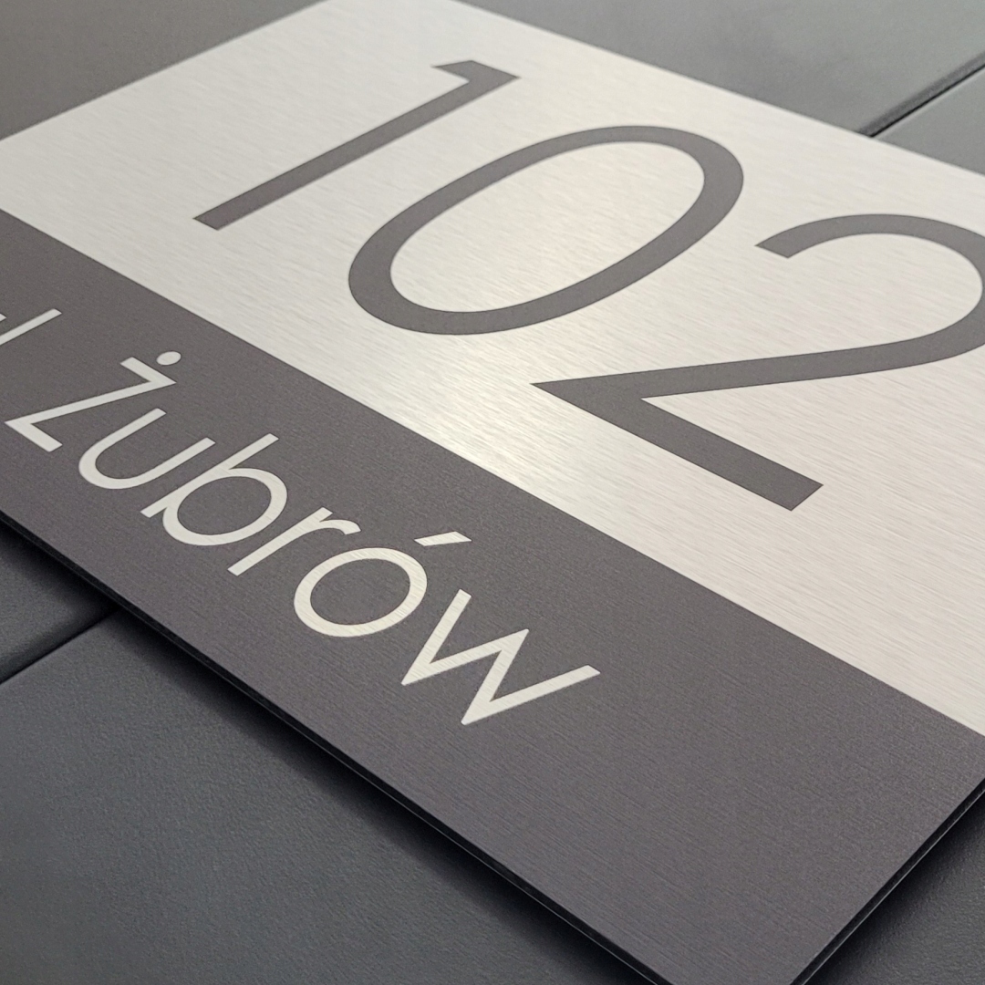 TABLICZKA ADRESOWA NUMER DOMU TRWAŁA I ELEGANCKA CNC 30X20cm DIBOND 3mm UV Grubość 3 mm