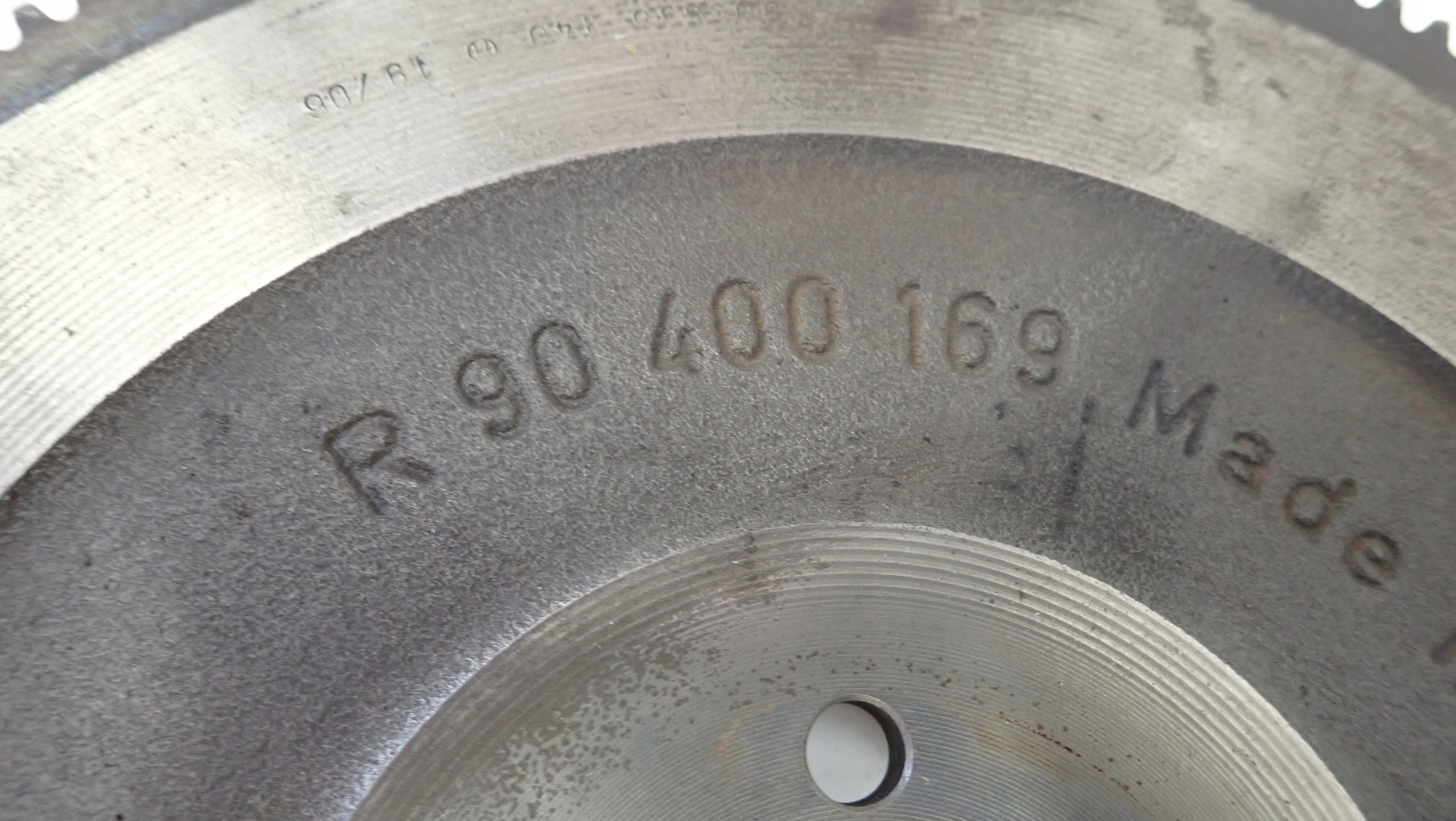 KOLO ZAMACHOWE OPEL ZAFIRA B ASTRA H 1.6 1.8 16V R90400169 Typ samochodu Samochody osobowe