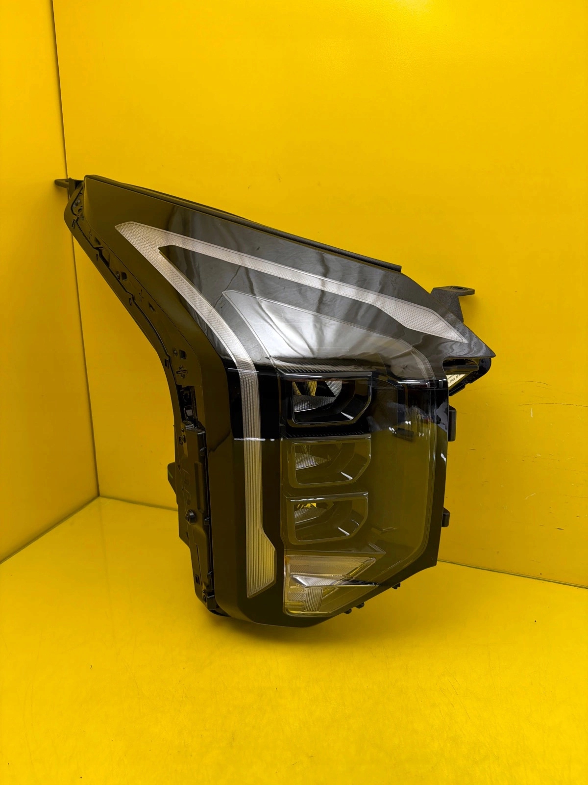 light right front Kia Sportage V Lift Full Led 92102R2500