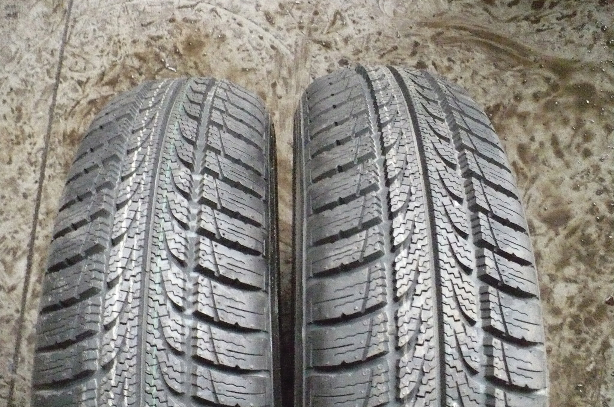 2x Kumho Solus Vier KH21 175/70R14 2023 Nové