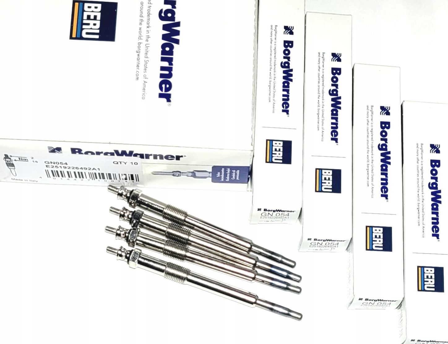 4X BERU GN054 свеча накаливания VOLVO V50 S40 2.0 D