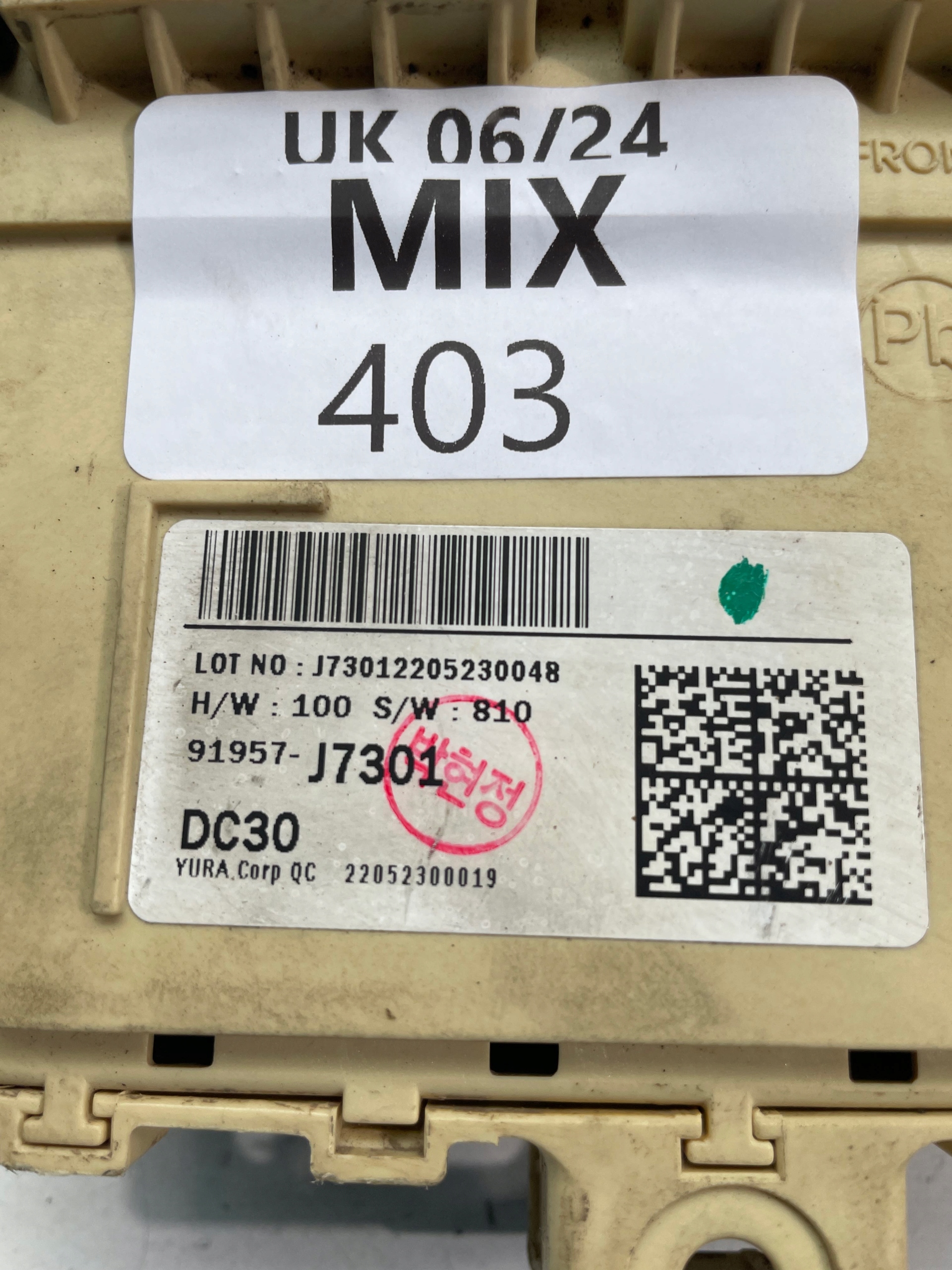 MODUŁ SKRZYNKA BEZPIECZNIKÓW 91957-J7301 KIA PRO CEED III 1.5 T-GDI -23 Numer katalogowy części 91957-J7301