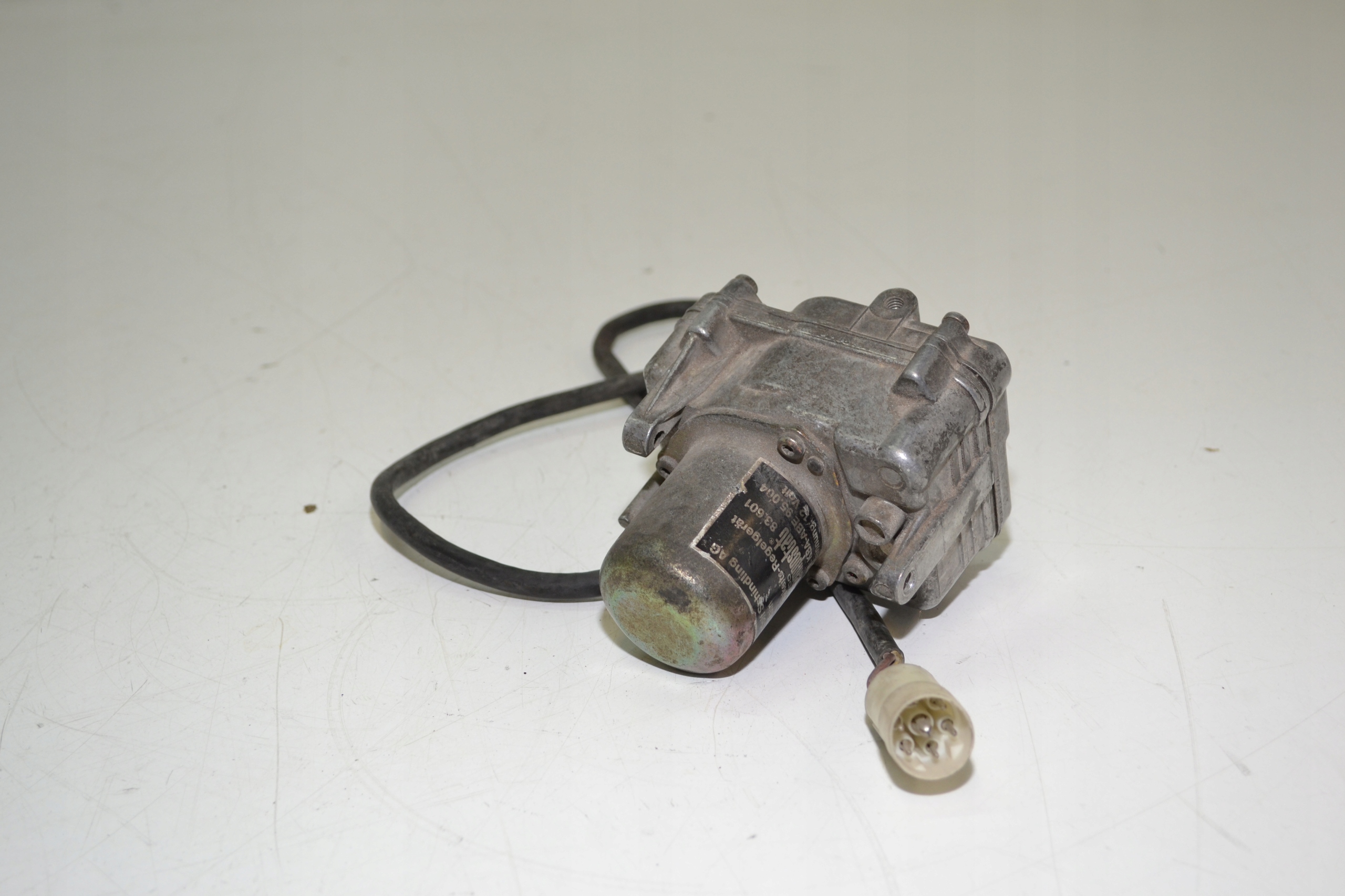 mercedes-benz W124 W201 моторчик vdo