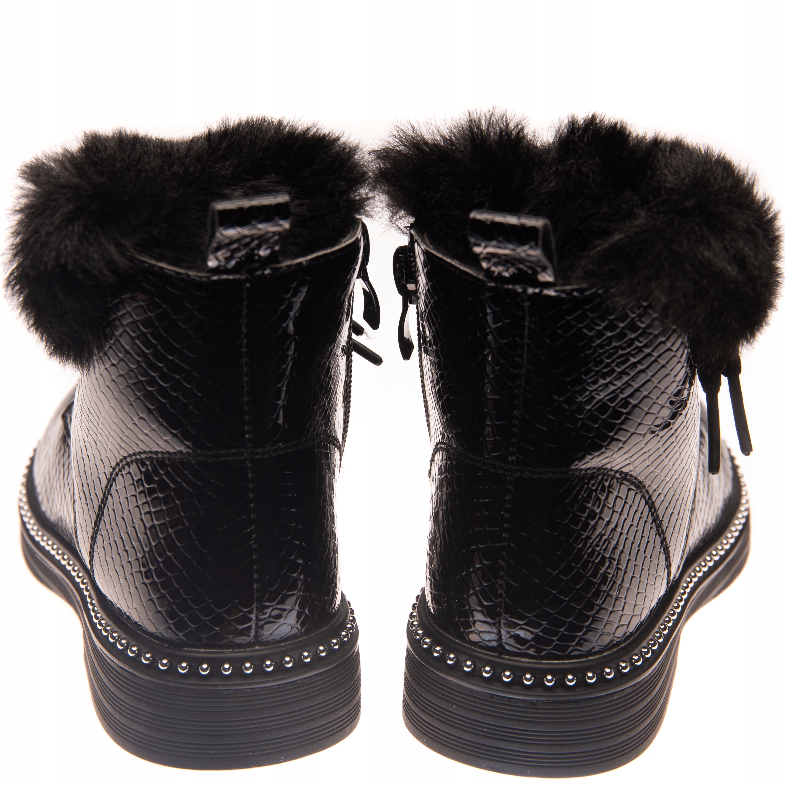 APAWWA BOTKI DZIEWCZĘCE LEKKO OCIEPLANE ZAMEK R 26 Kolor czarny