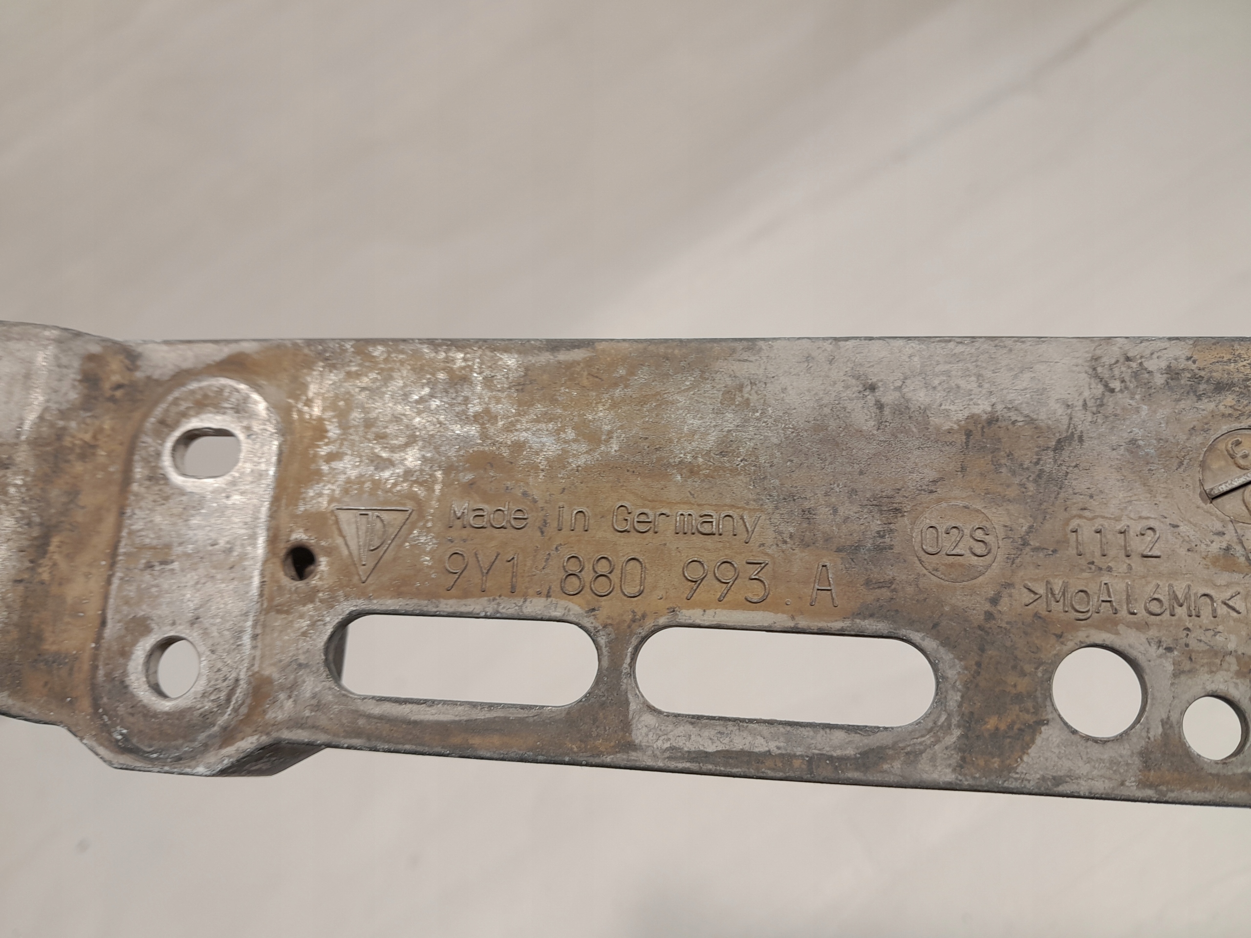 PORSCHE CAYENNE 9Y console holder knee airbag 9Y1880993A