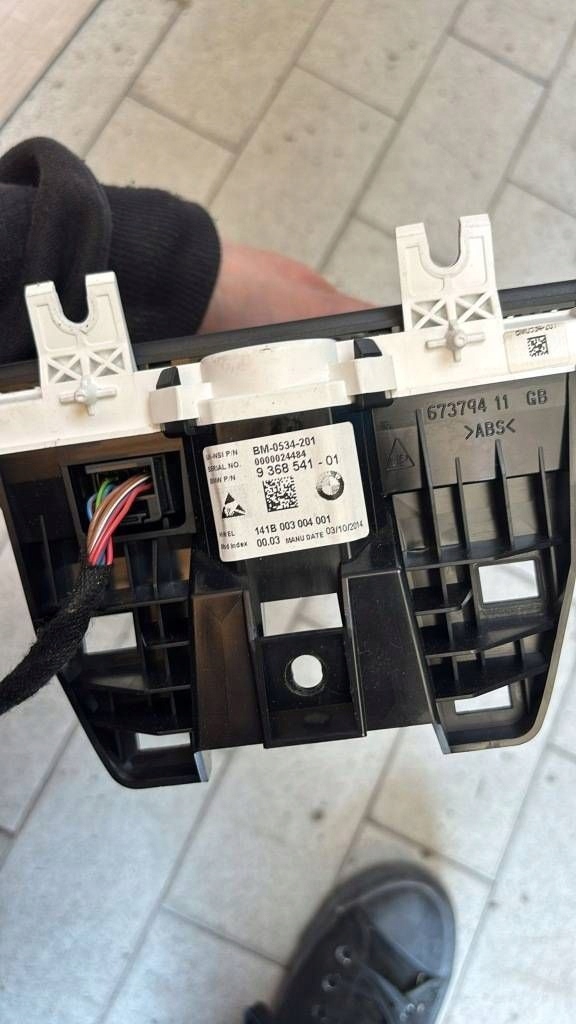 display BMW i3 67379411 BM0534201