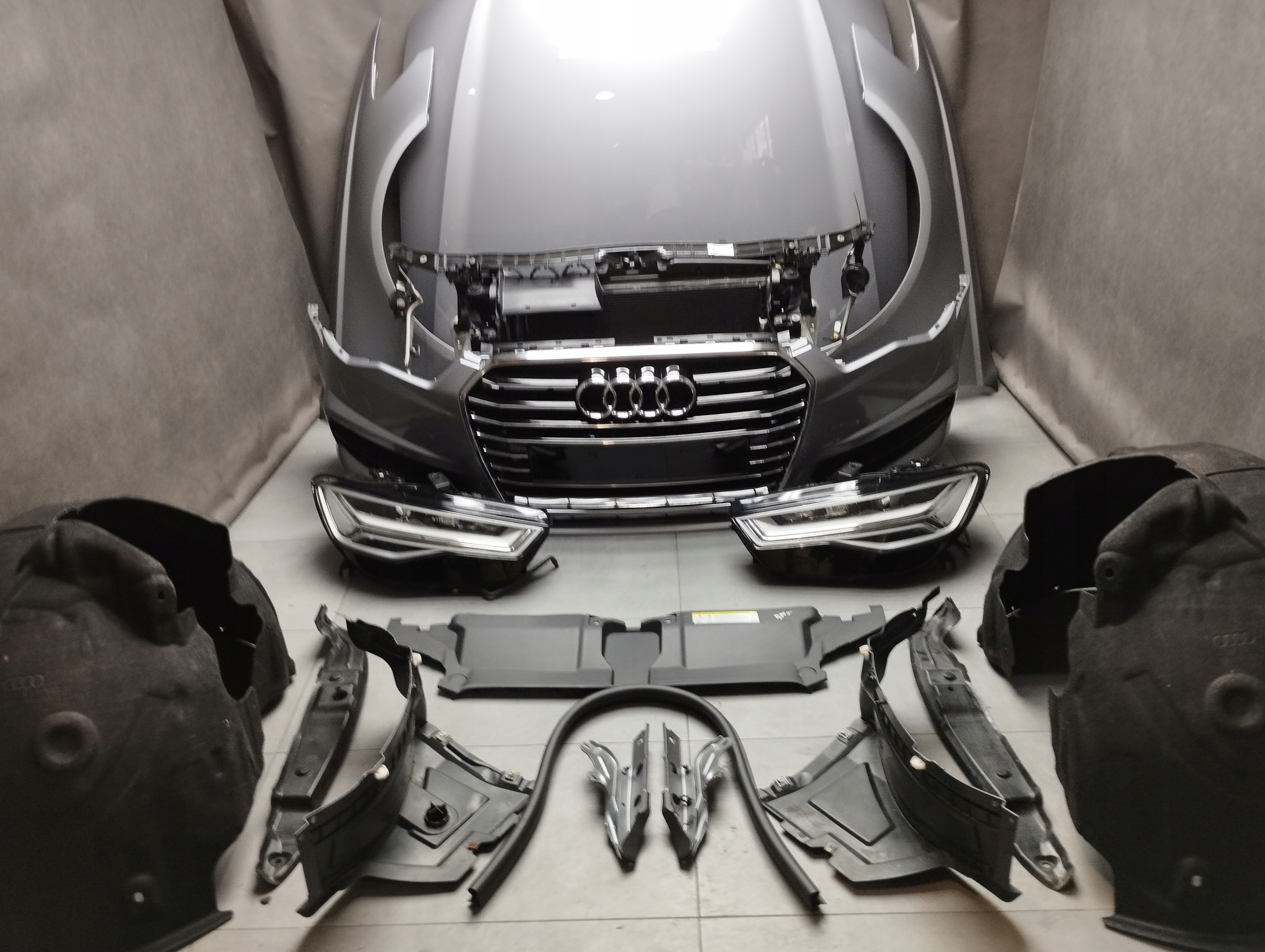 Audi A6 C7 4G LIFT 2.0 TDI MASKA ZDERZAK LAMPY PRZÓD LX7P