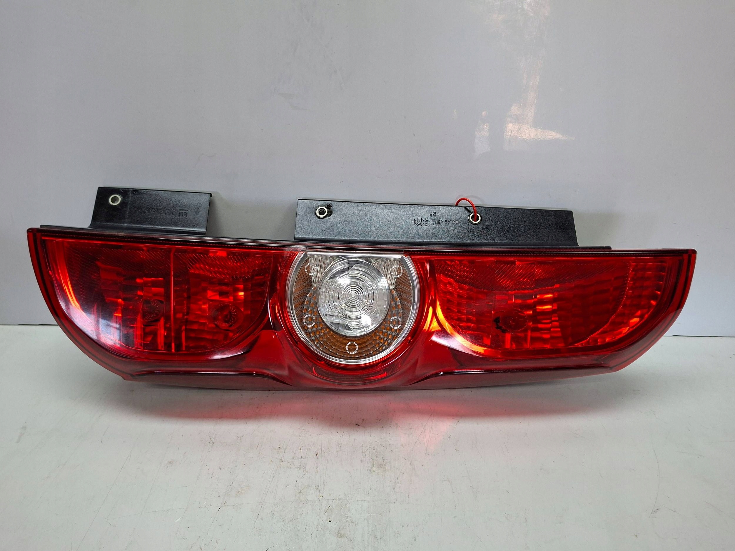 light rear right 519248430 FIAT DOBLO II COMBO D 2010