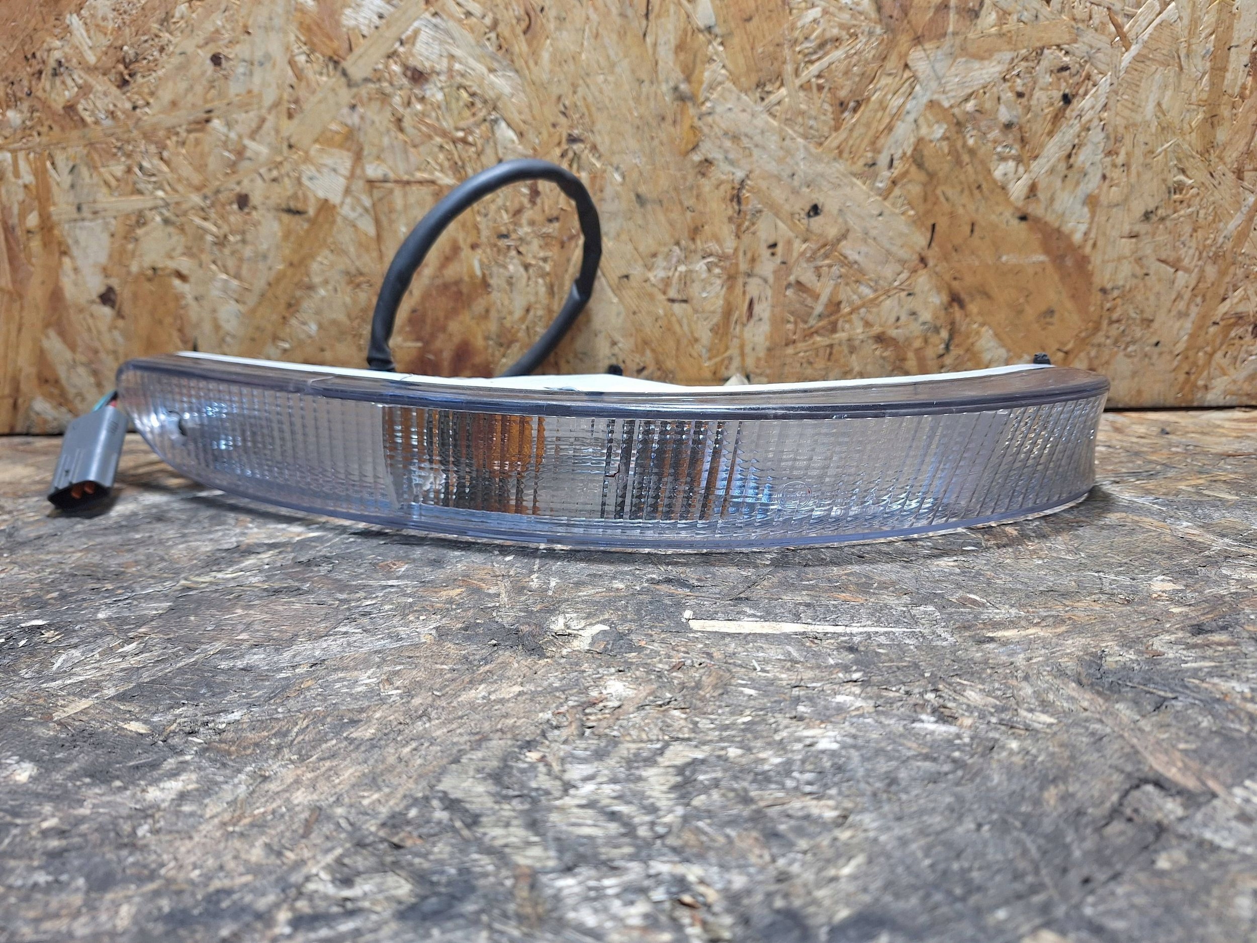 indicator right front FORD PROBE II LIFT 94-97 938104-00