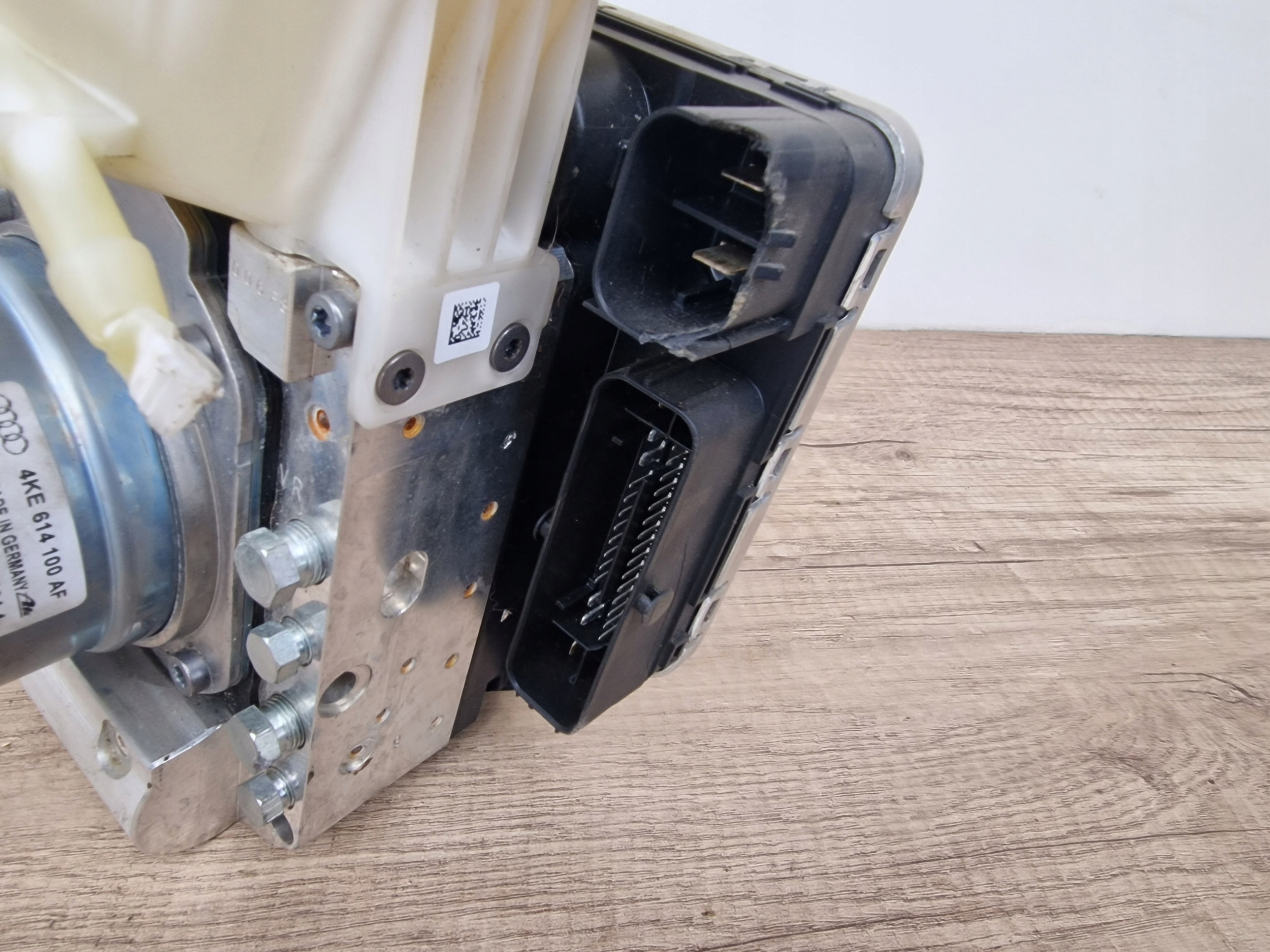 SERVO BUBANJ ABS AUDI E-TRON SERVO 4KE SPRAWNA