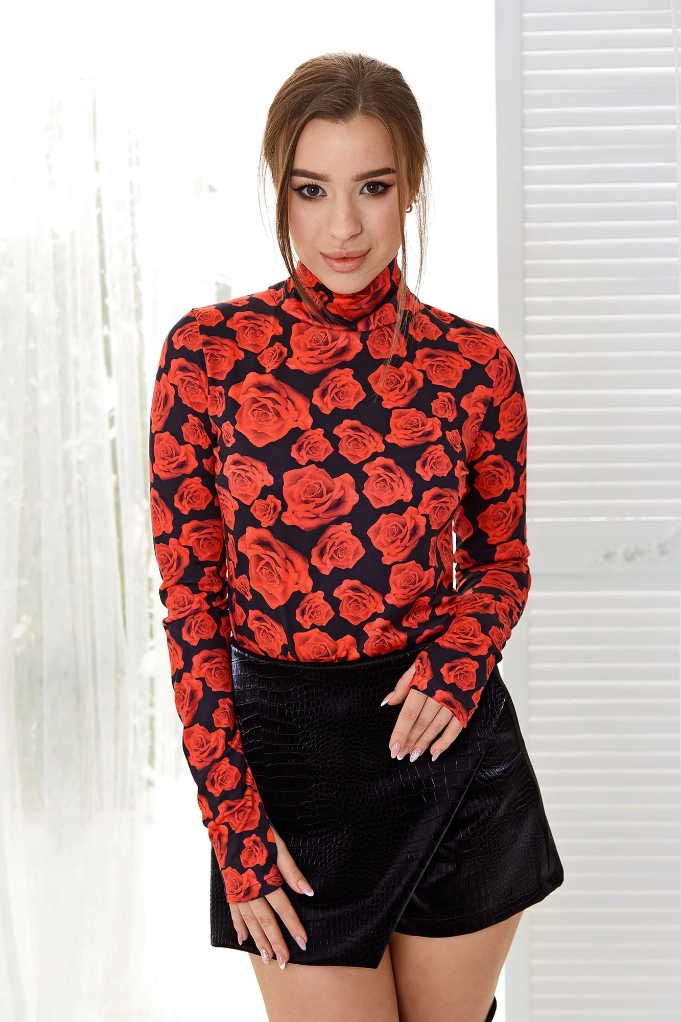 Sukně-kraťasy z eko kůže Černá Asti S