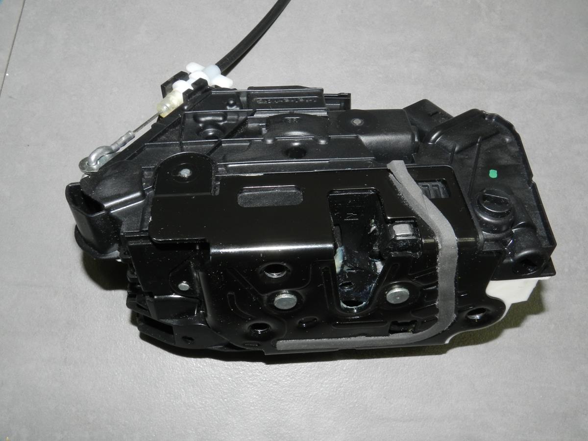 VW PASSAT CC lock right rear part 5N0839016H