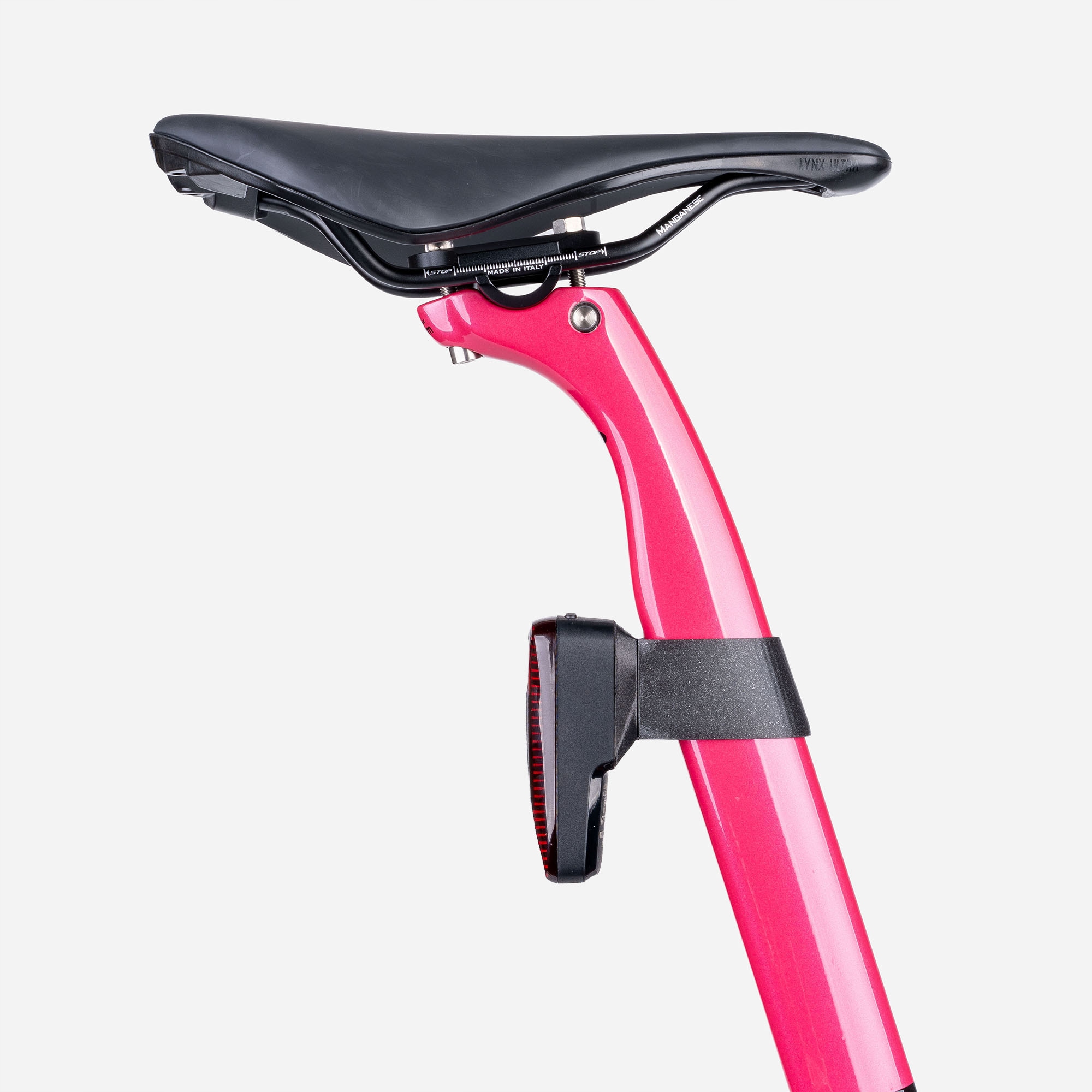 Držák radaru pro sedlovku Pinarello Grevil F Wahoo Trackr