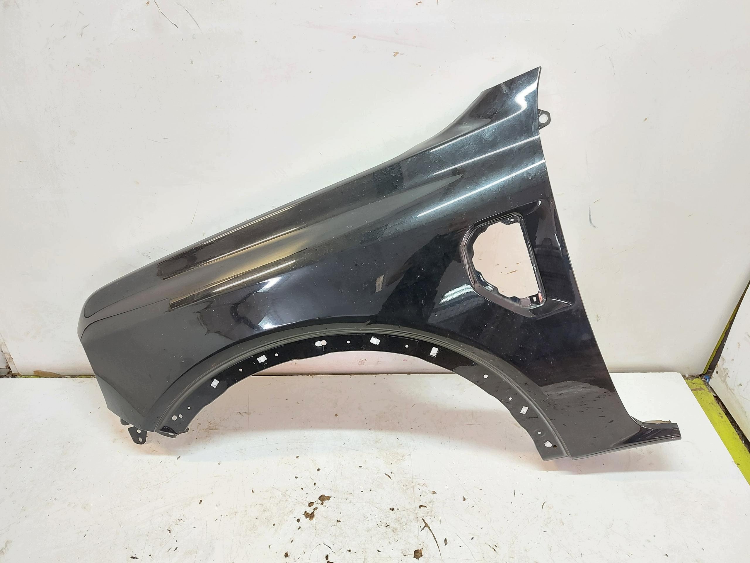 Ford Ranger VI 6 XLT 2023r fender left front black MA9