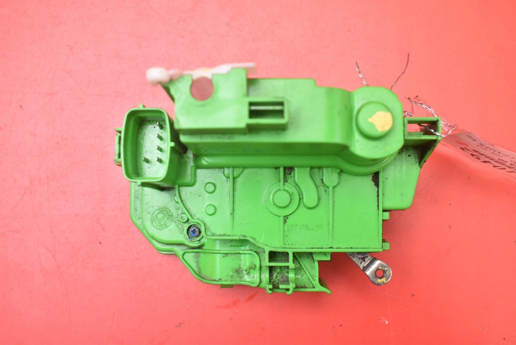 lock door right front front EU ALFA ROMEO MITO 08-13