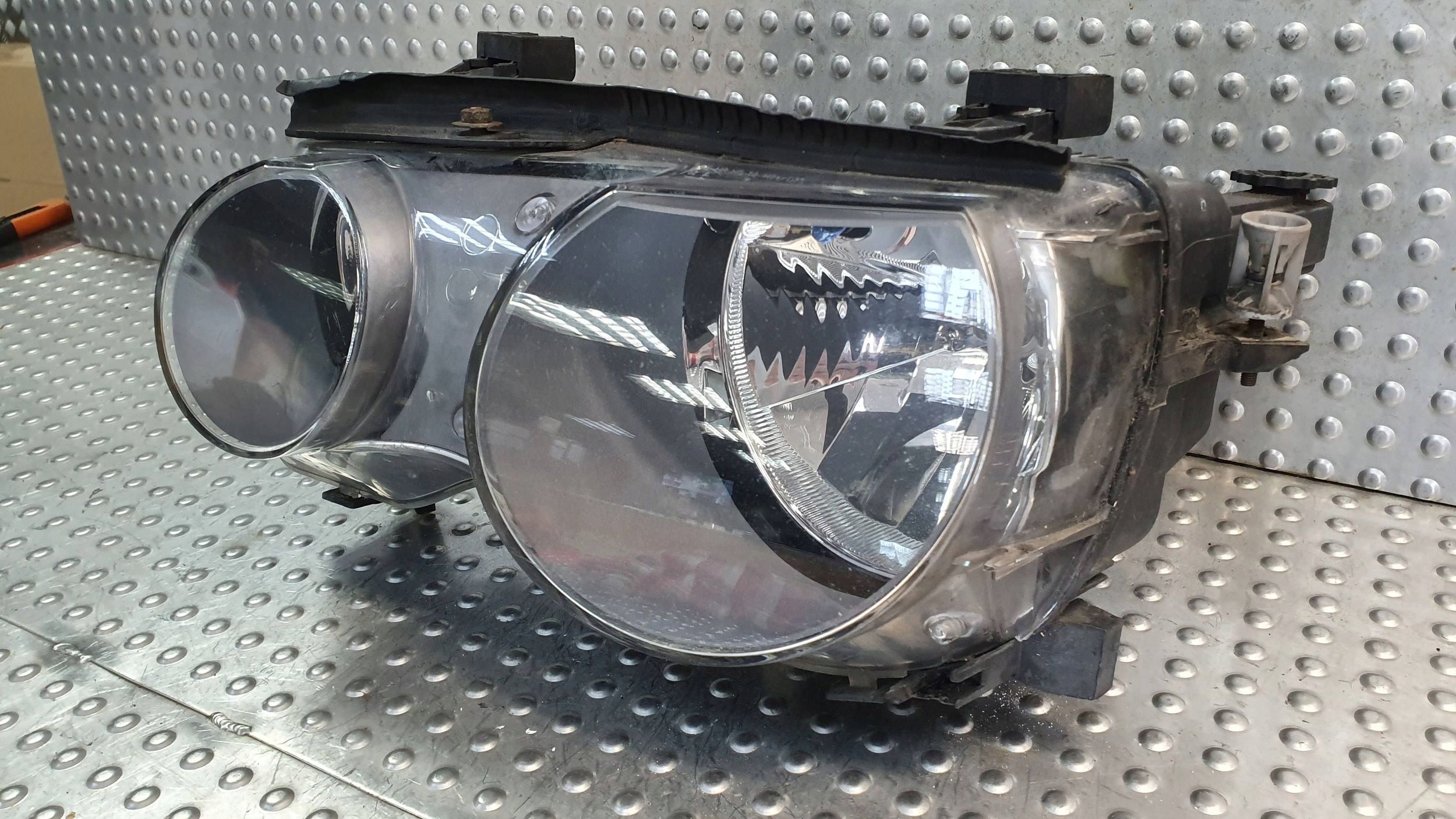 light front left 6901969 BMW 3 E46 COMPACT 00