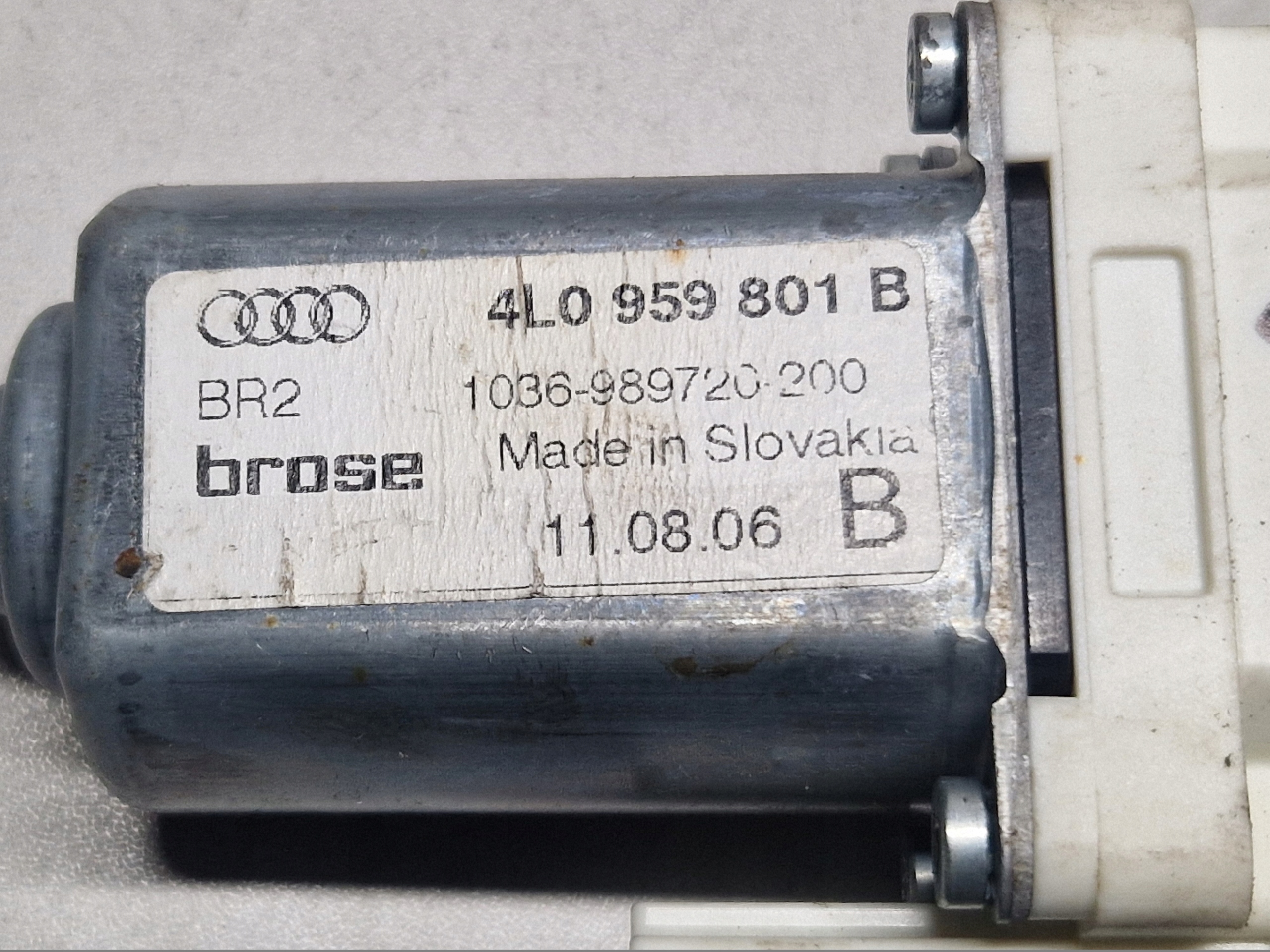 AUDI Q7 4L mini motor lifting windows left rear part 4L0959801B