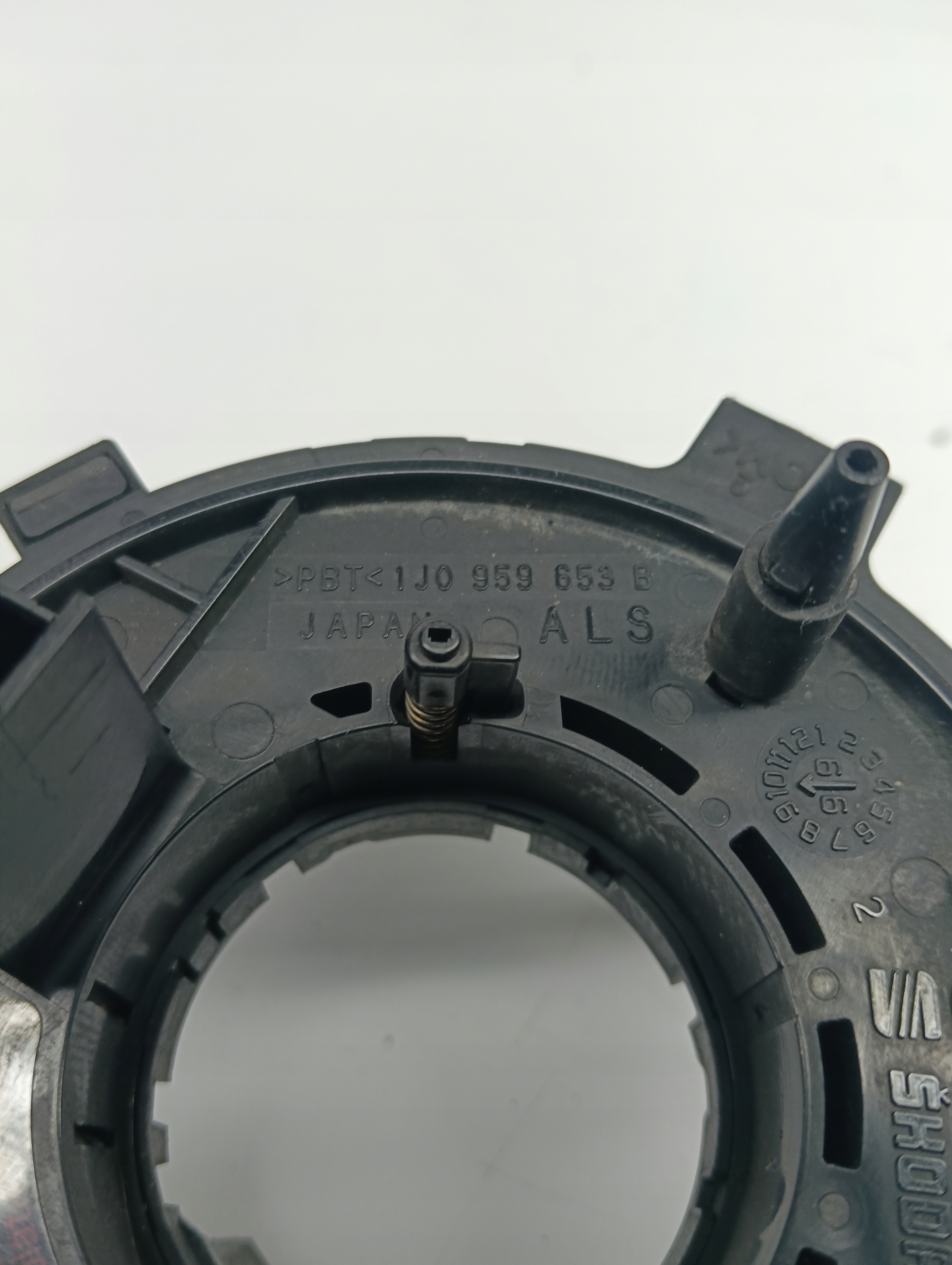 ring zwijak Seat Toledo II 1J0959653B