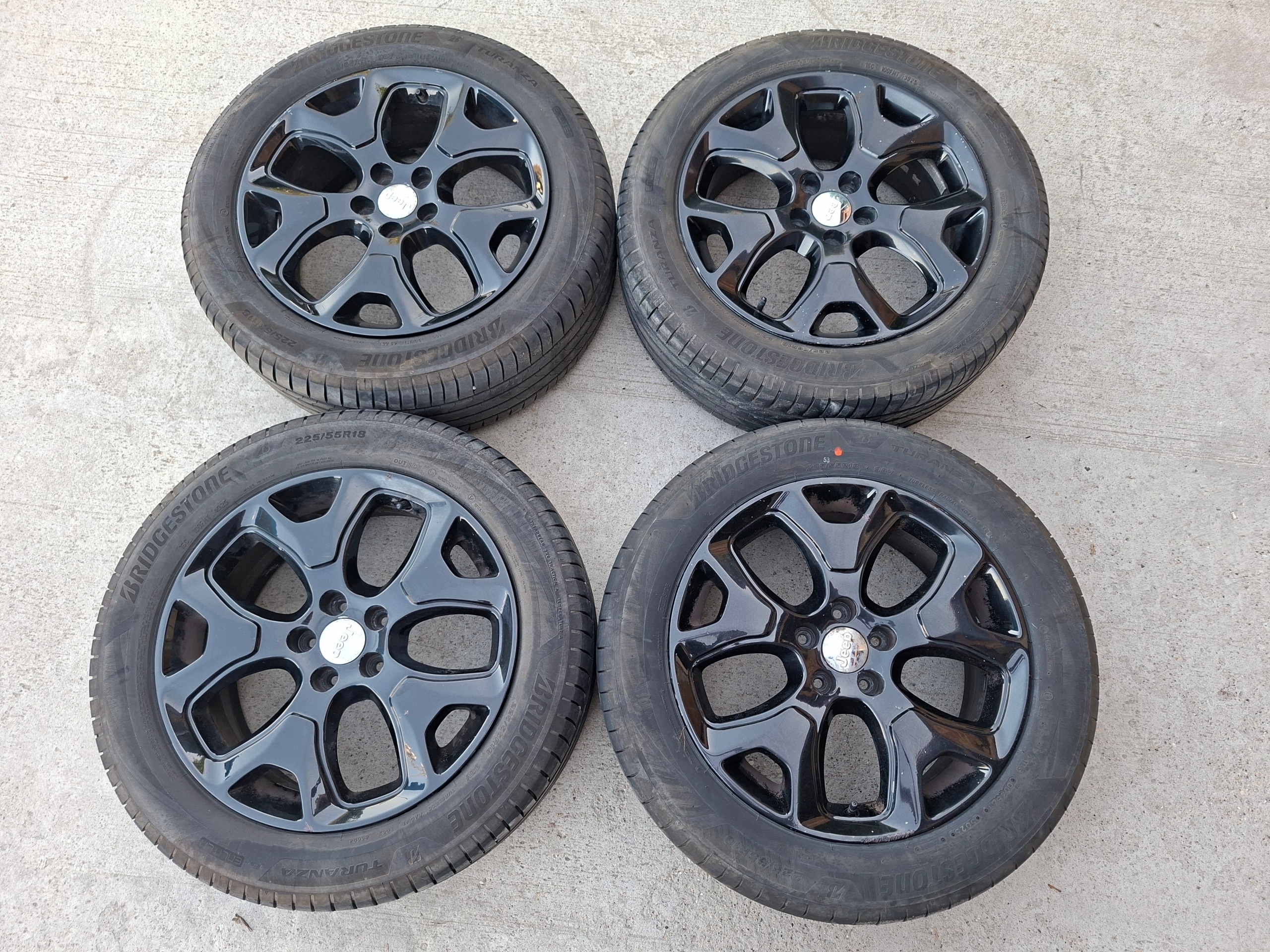 wheels tyres Bridgestone 225/55 discs aluminium disc R18 JEEP COMPASS II