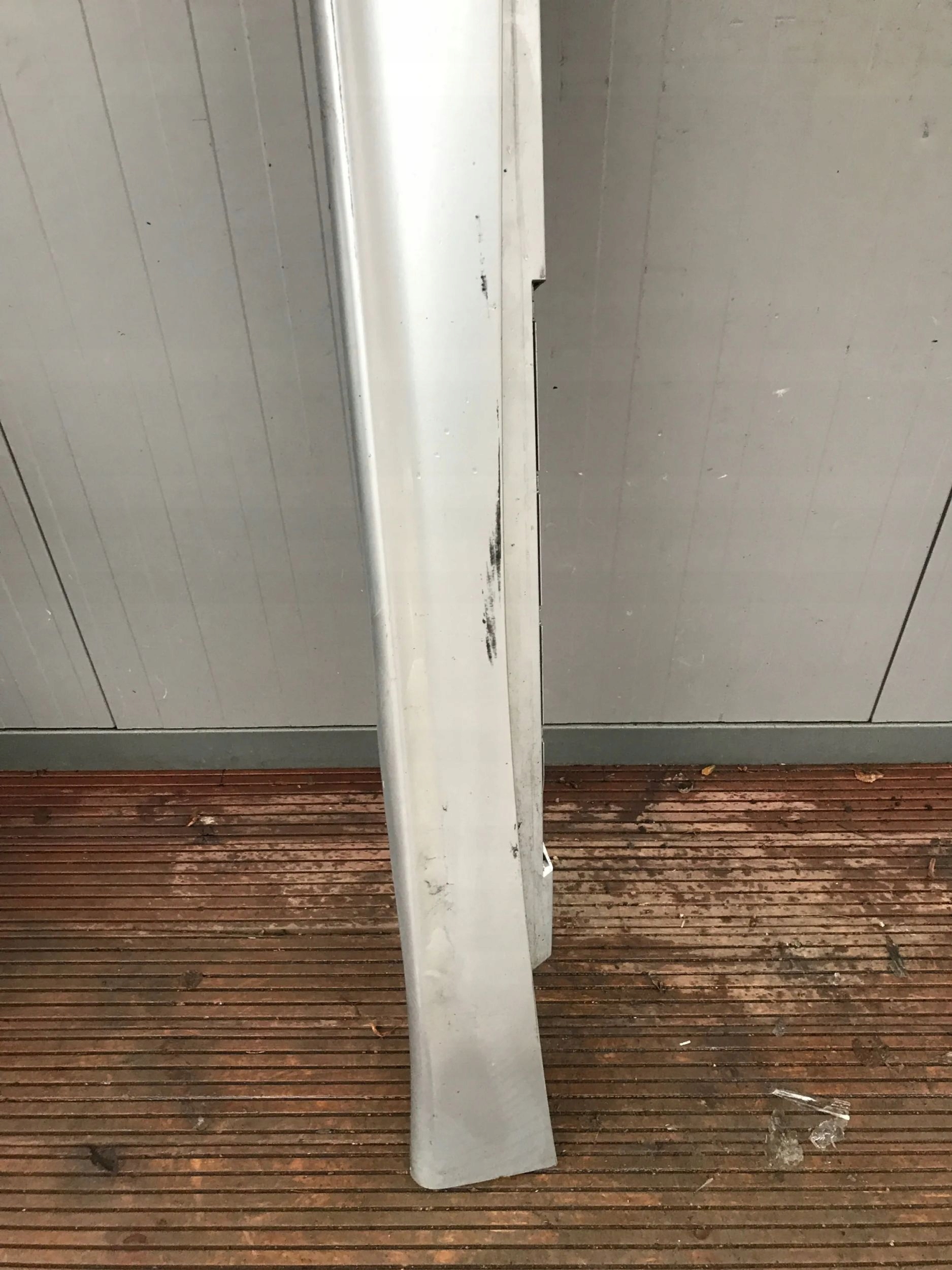 moulding threshold right BMW 1 E87 7147402