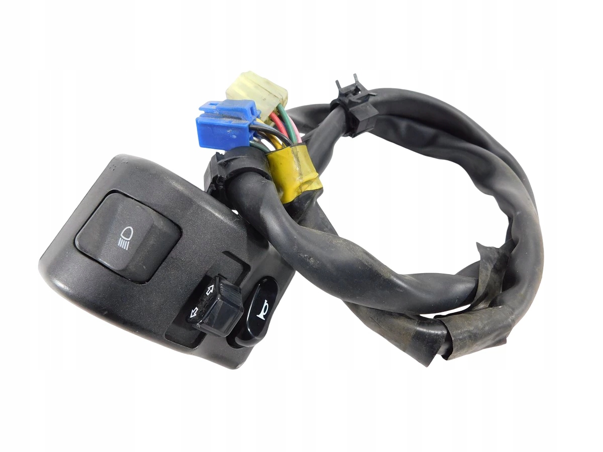 Prepínač Ľavý Predný Yamaha Xvs 1300 Midnight Star 07-15 U-11 11C83972200