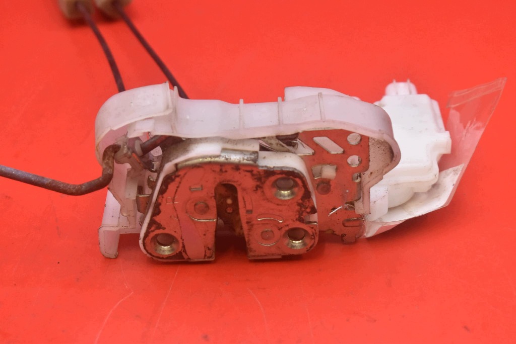 lock door right front front EU SUBARU LEGACY 4 IV BL BP LIFT 06-09
