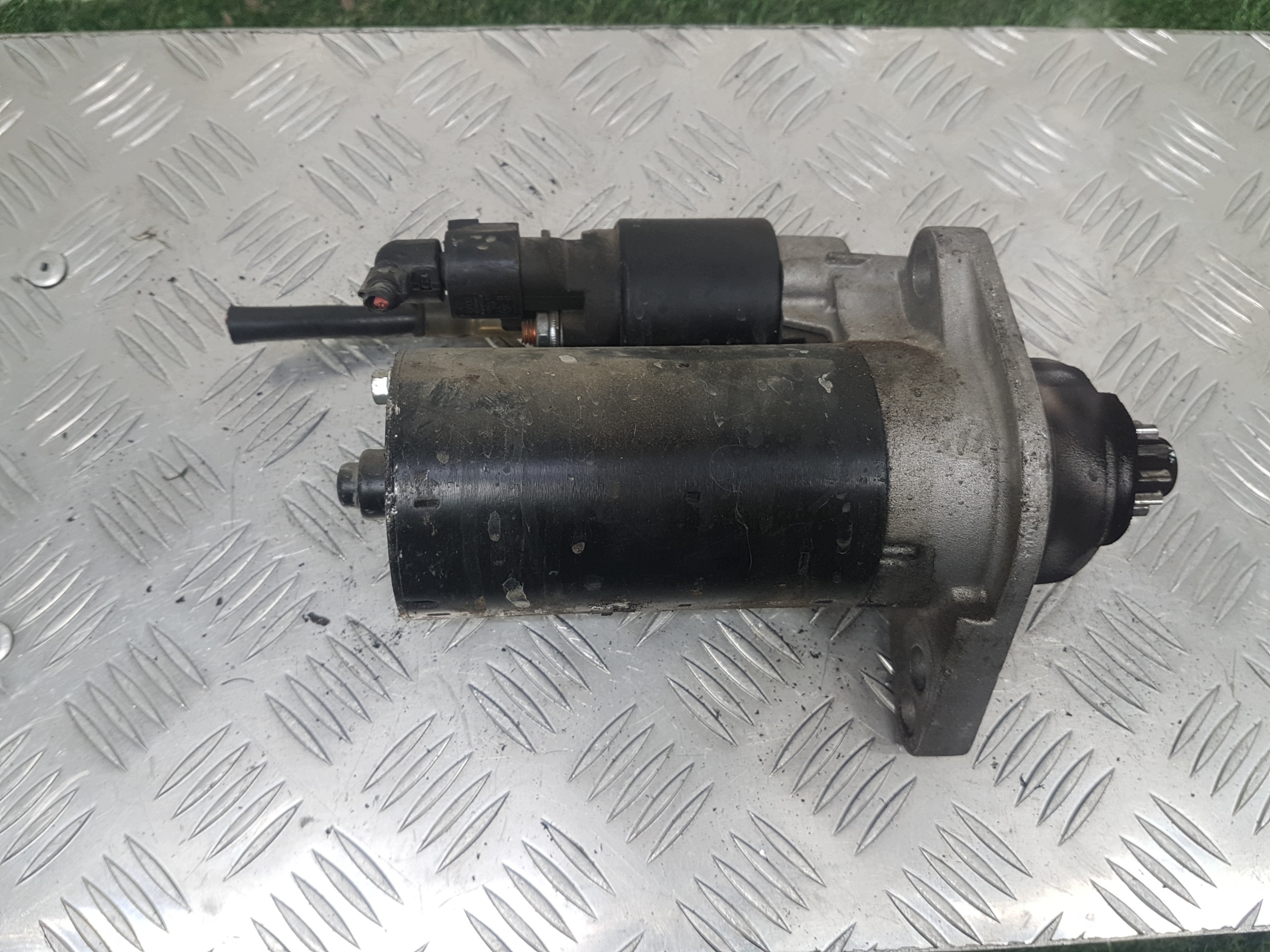 starter VOLKSWAGEN PASSAT B6 1005831311