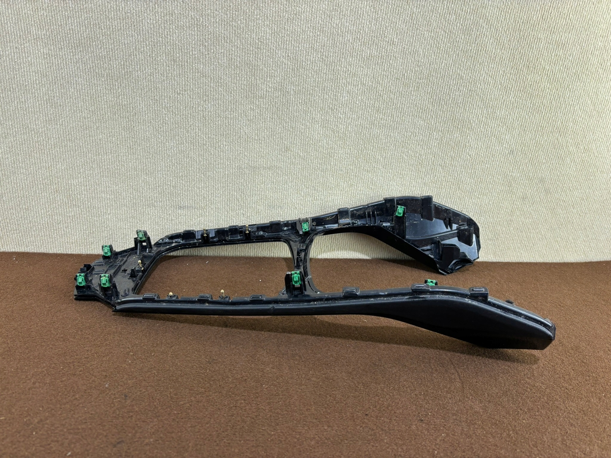 BMW F80 M3 M4 PANEL TUNELU CONSOLE CHÂSSIS 165A563E202 K86/RX601