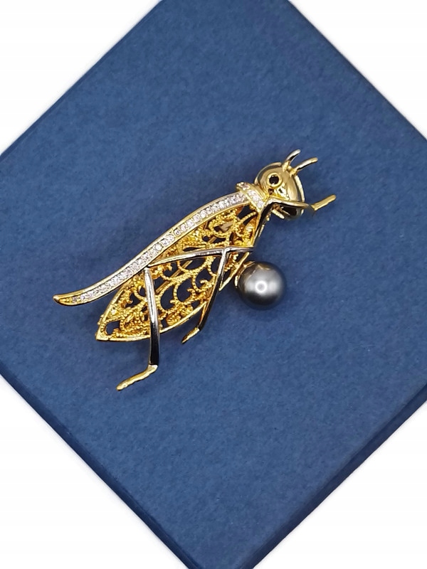 Luxusní Brož S Broží S Kobylkou Z 18KArátového Zlata Dárek Krabička