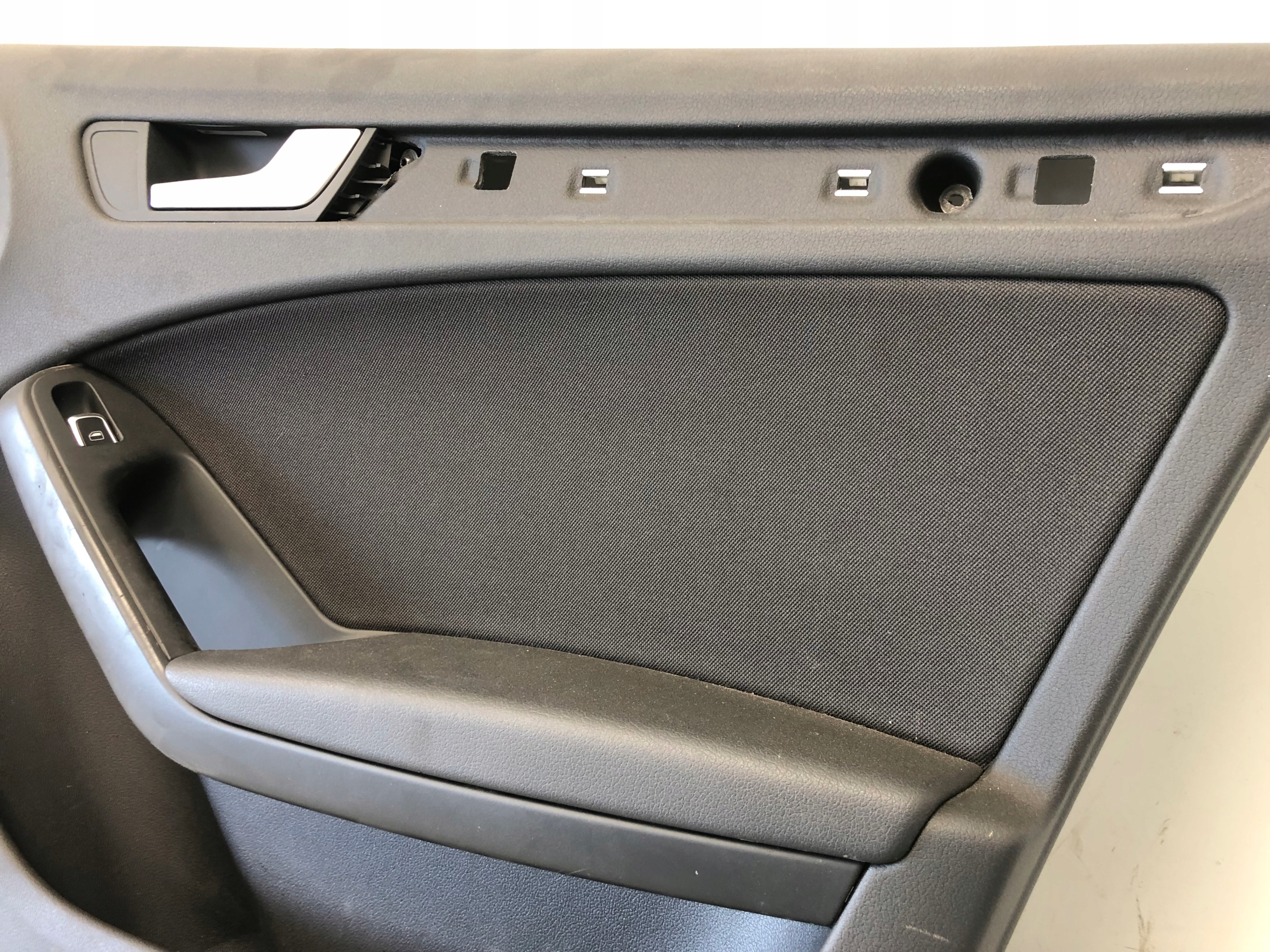 side door right front AUDI A4 B8 8K1867106