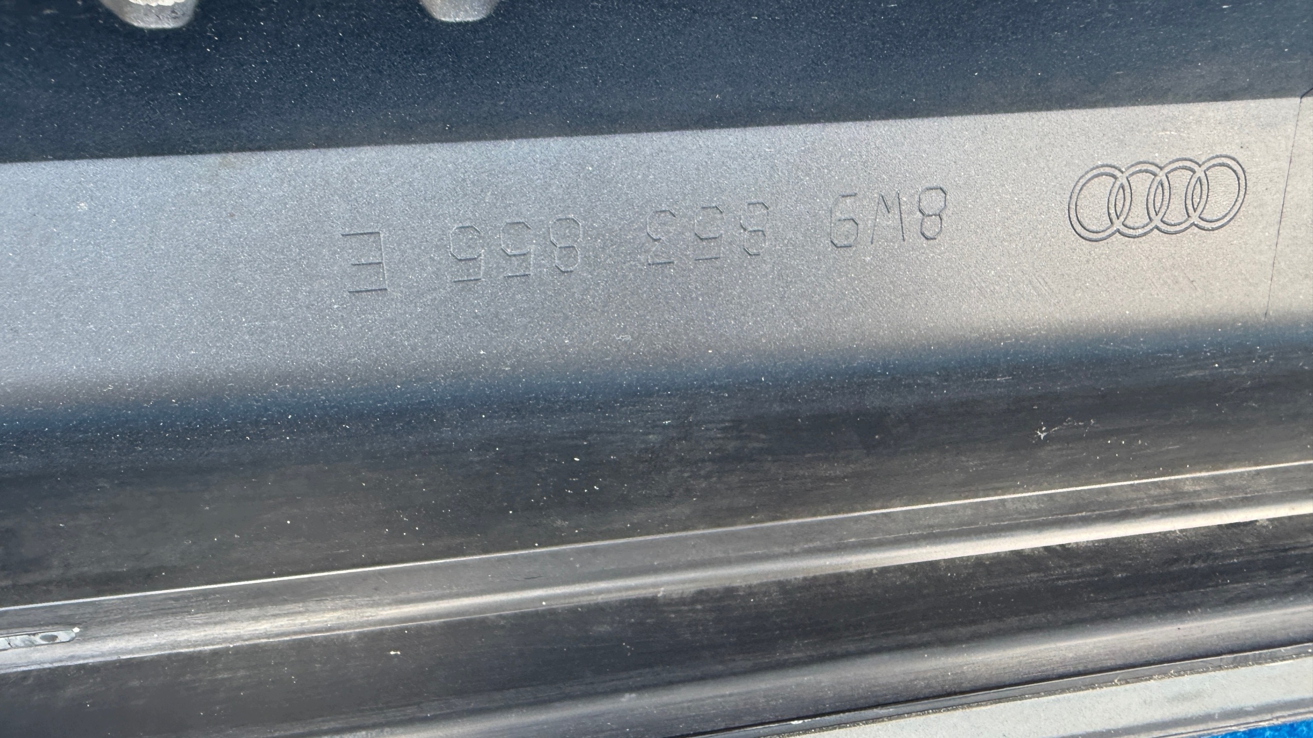AUDI A4 B9 ALLROAD left threshold cap moulding threshold 8W9853855E Z52